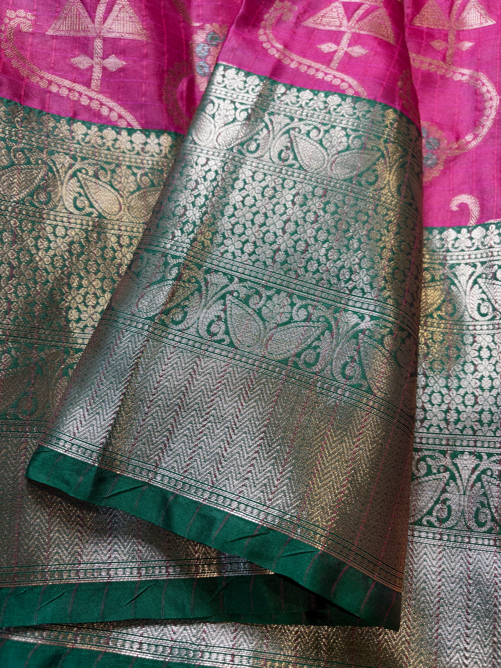 Contrast Banarasi Fancy Katan Meena Saree