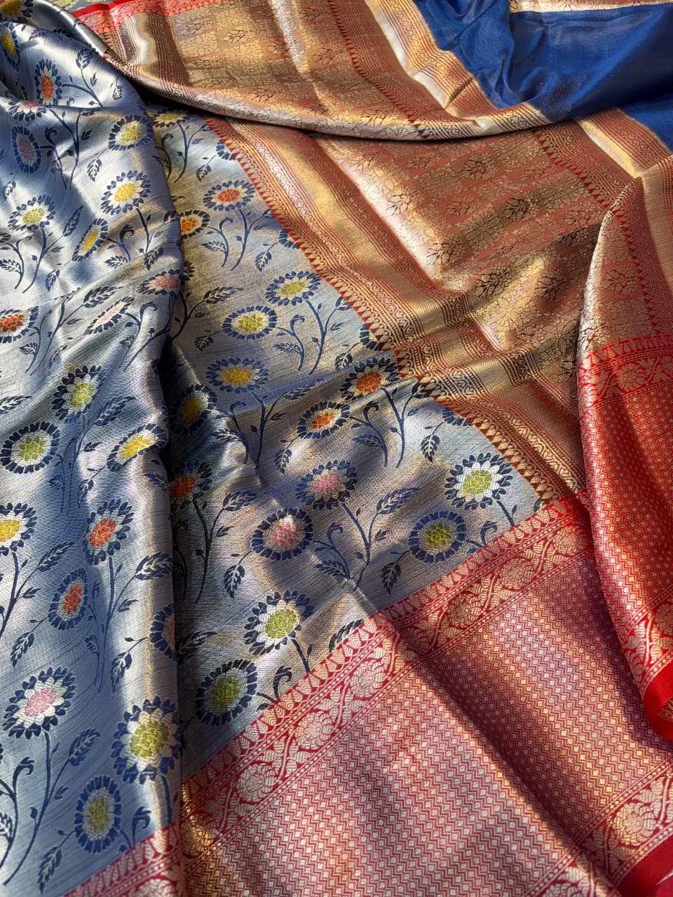 Contrast Banarasi Fancy Katan Tissue Meena Silk Saree