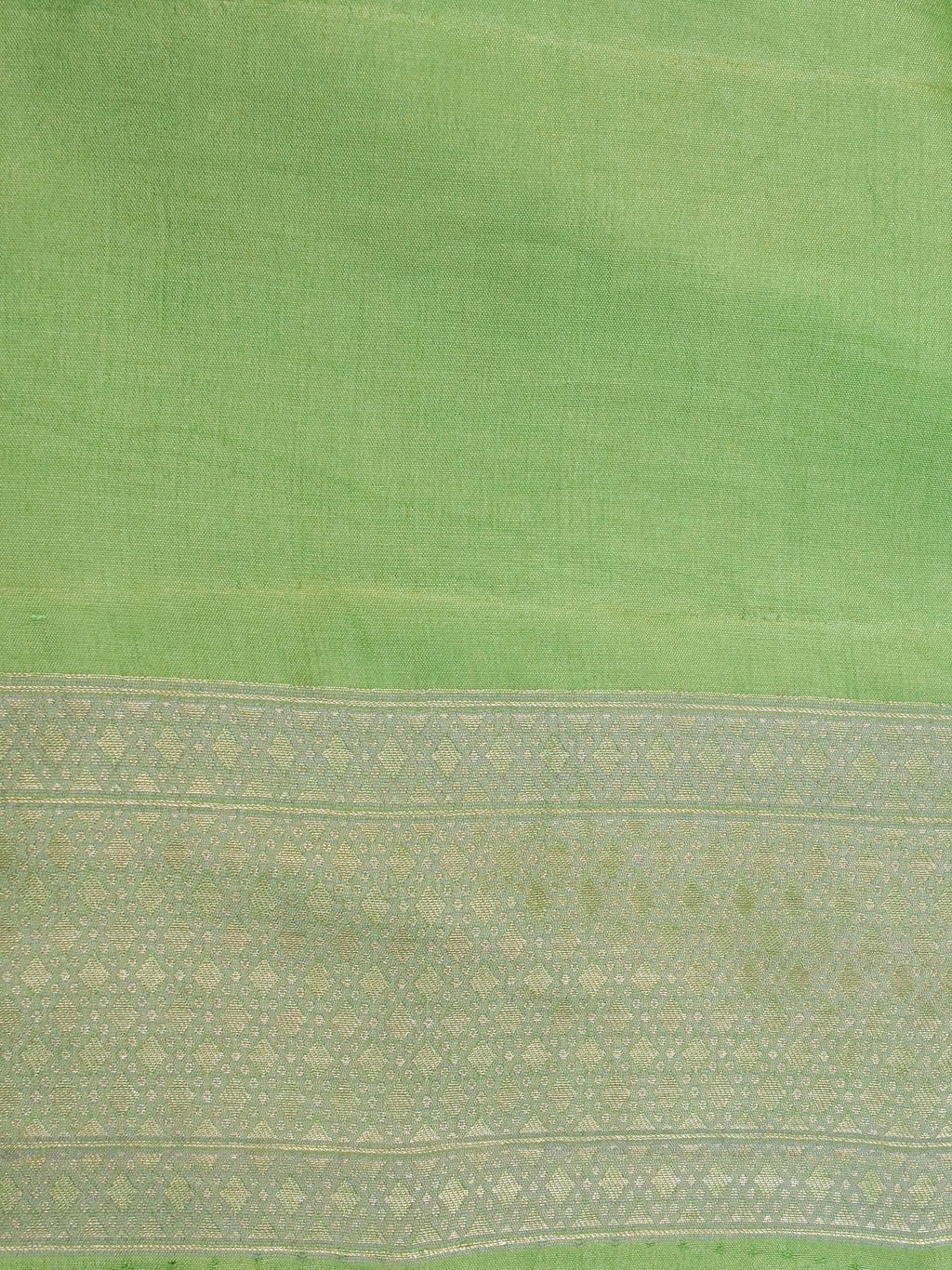 Handwoven Pastel Green Banarasi Katan Soft Tissue Silk Saree