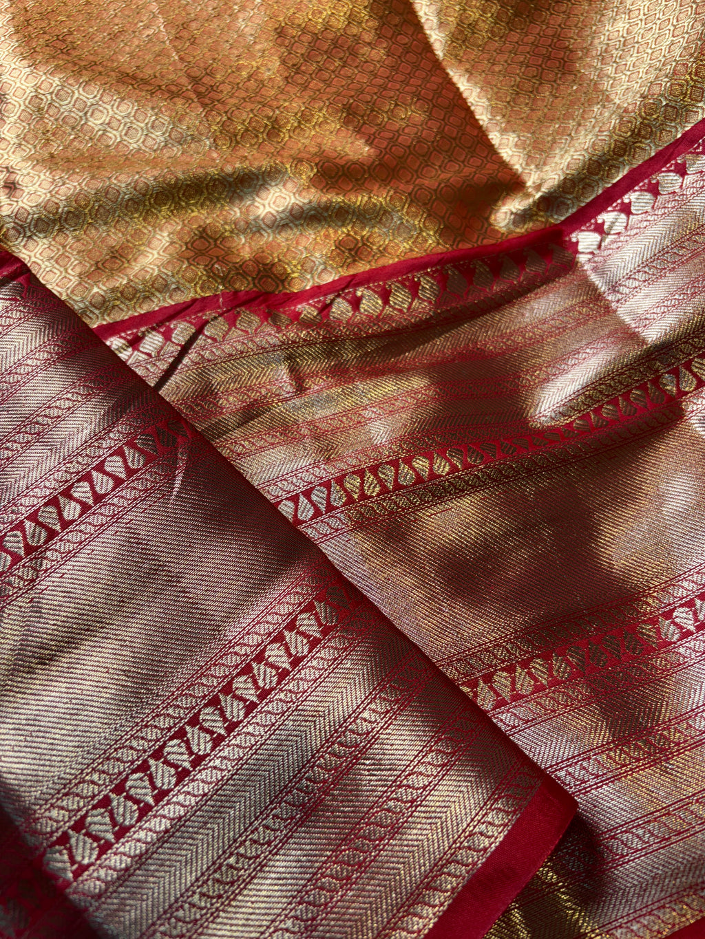 Contrast Banarasi Fancy Katan Tissue Alfi Saree