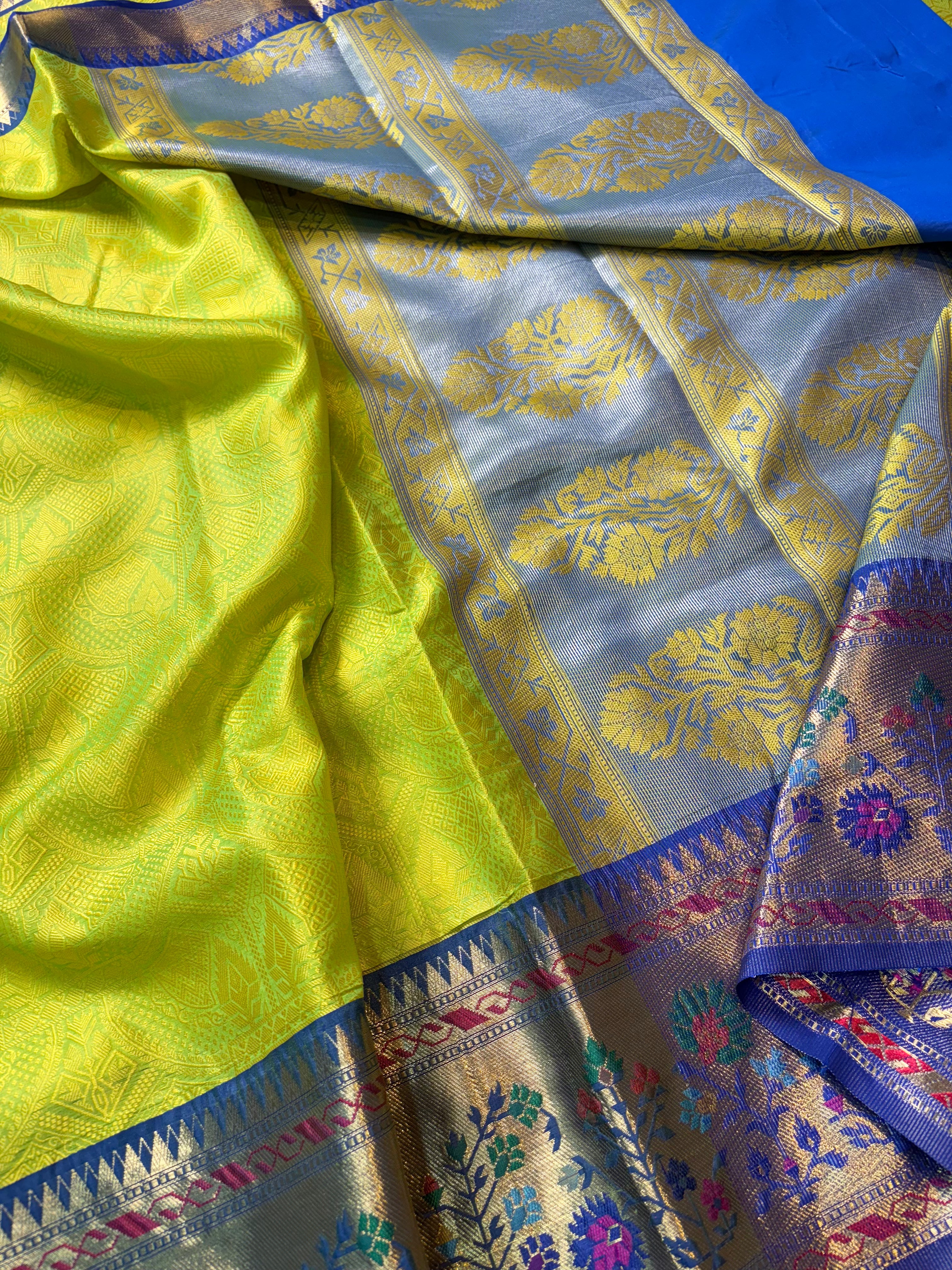 Contrast Banarasi Fancy Katan Tanchui Meena Saree