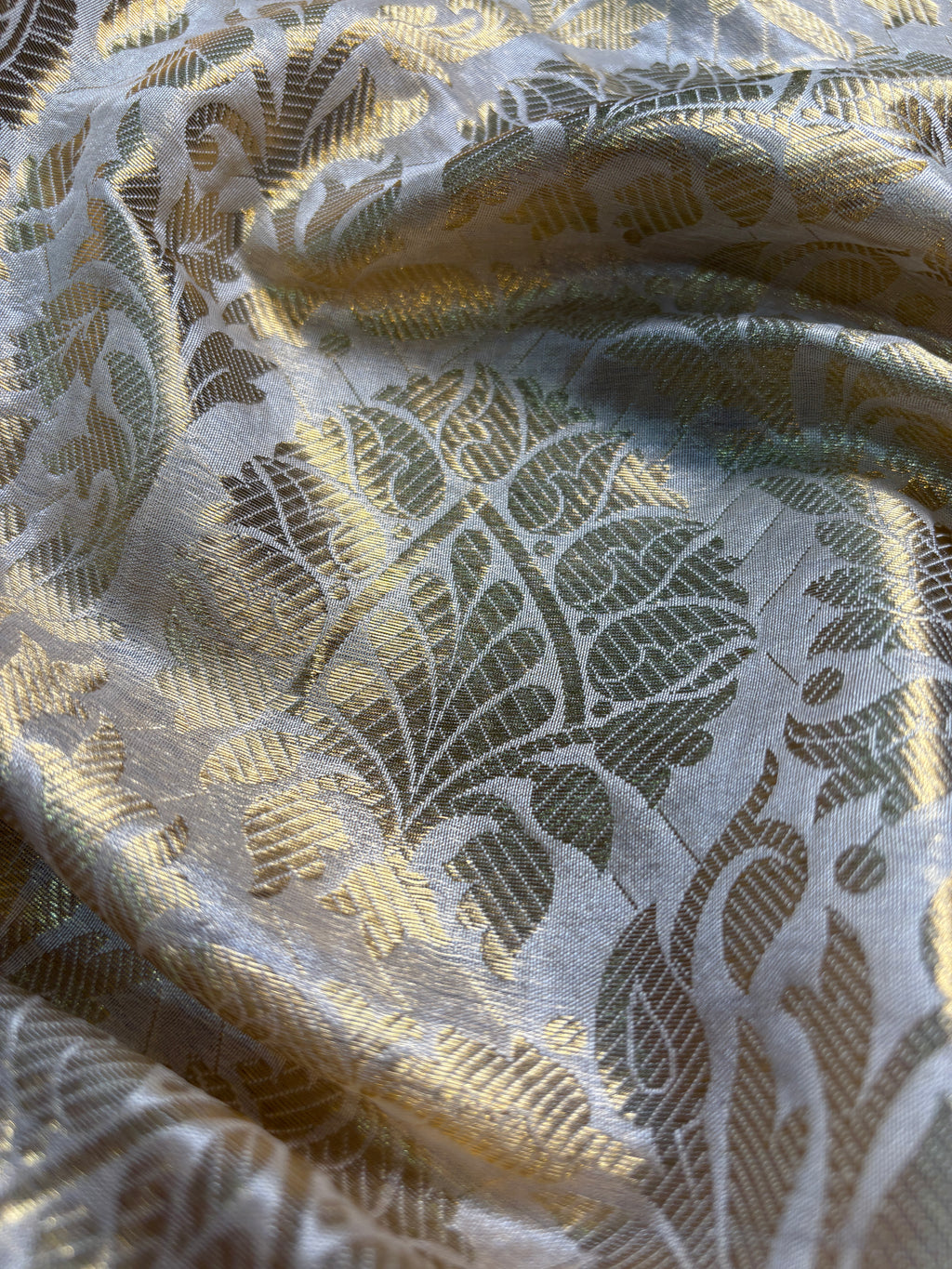 Contrast Banarasi Fancy Katan Brocade Meena Saree