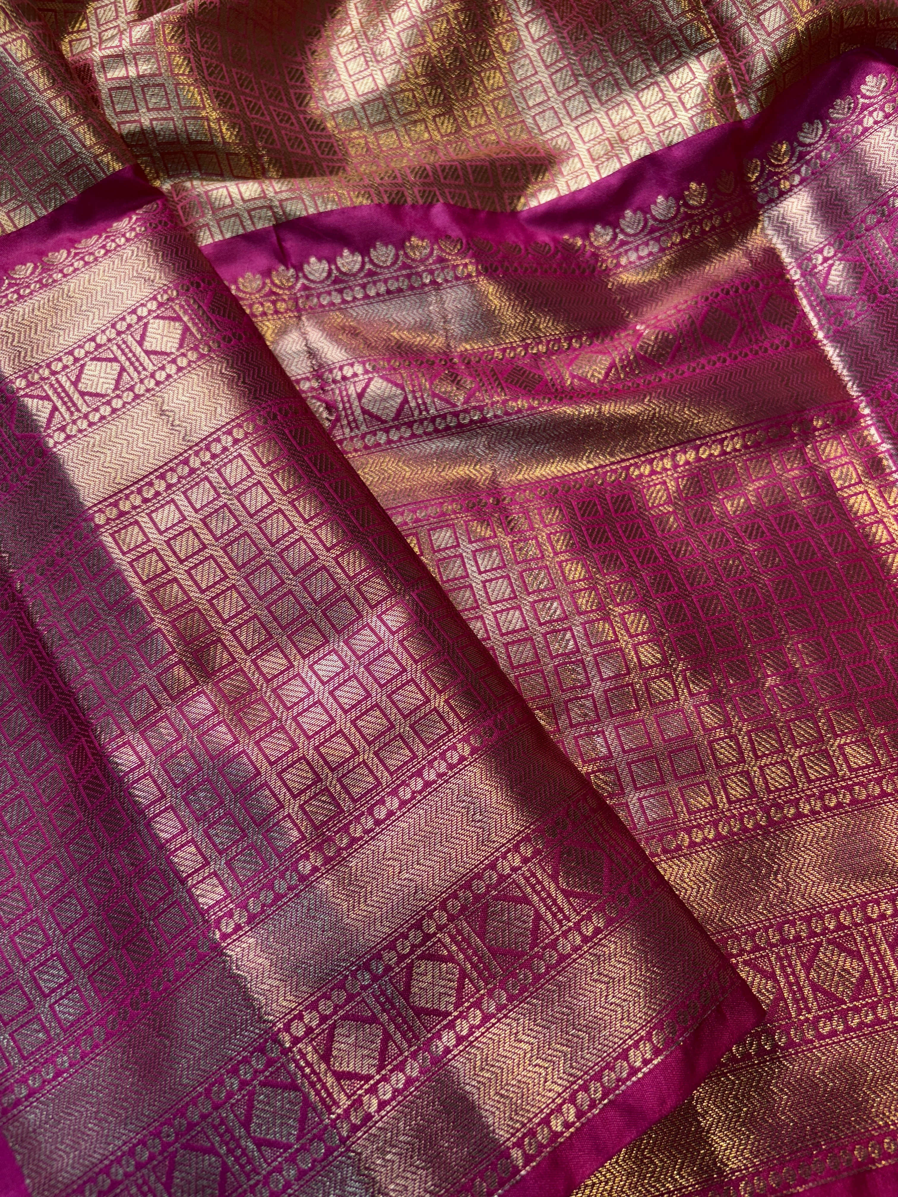 Contrast Banarasi Fancy Katan Brocade Silk Saree