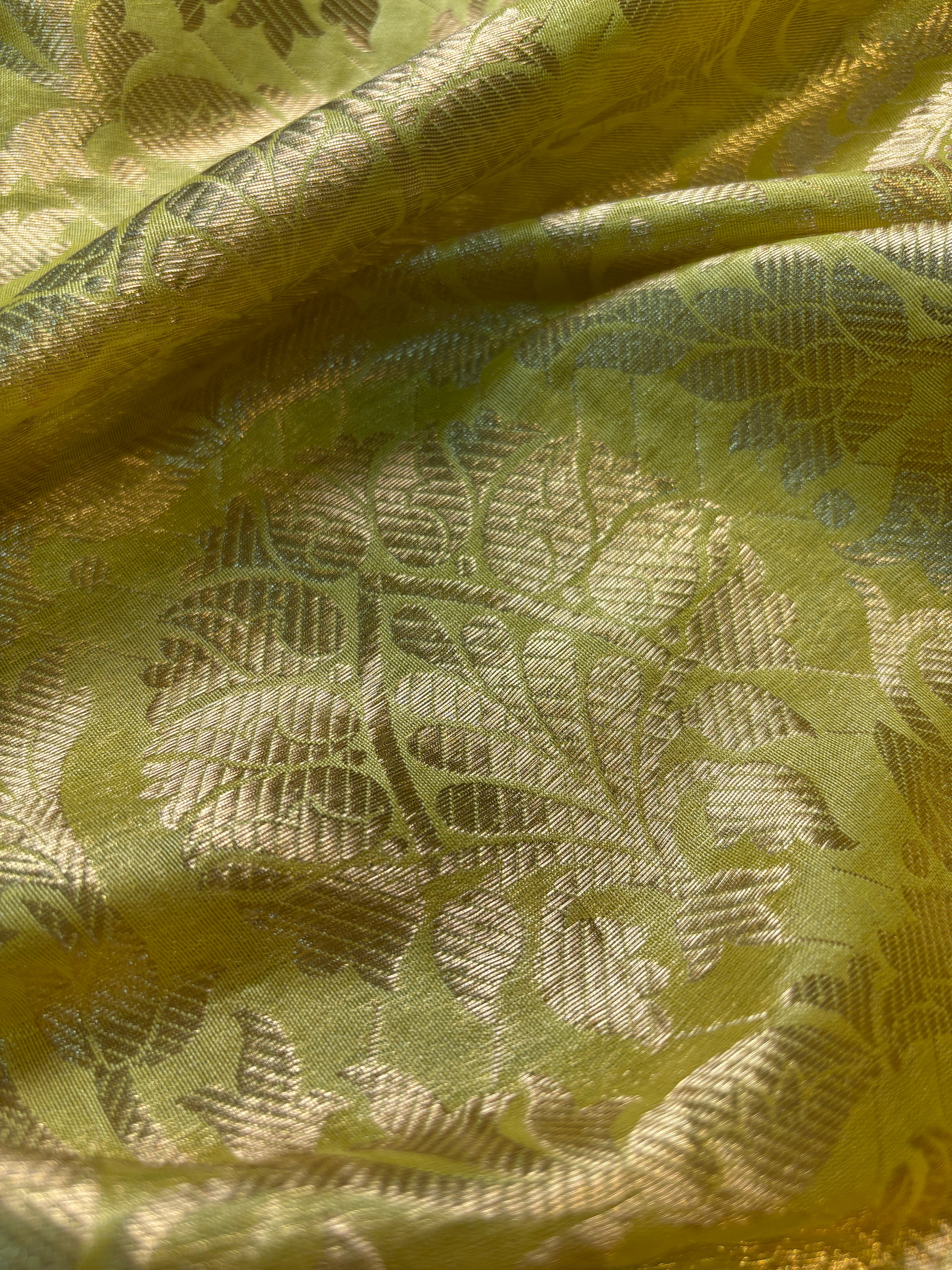 Contrast Banarasi Fancy Katan Brocade Meena  Silk Saree