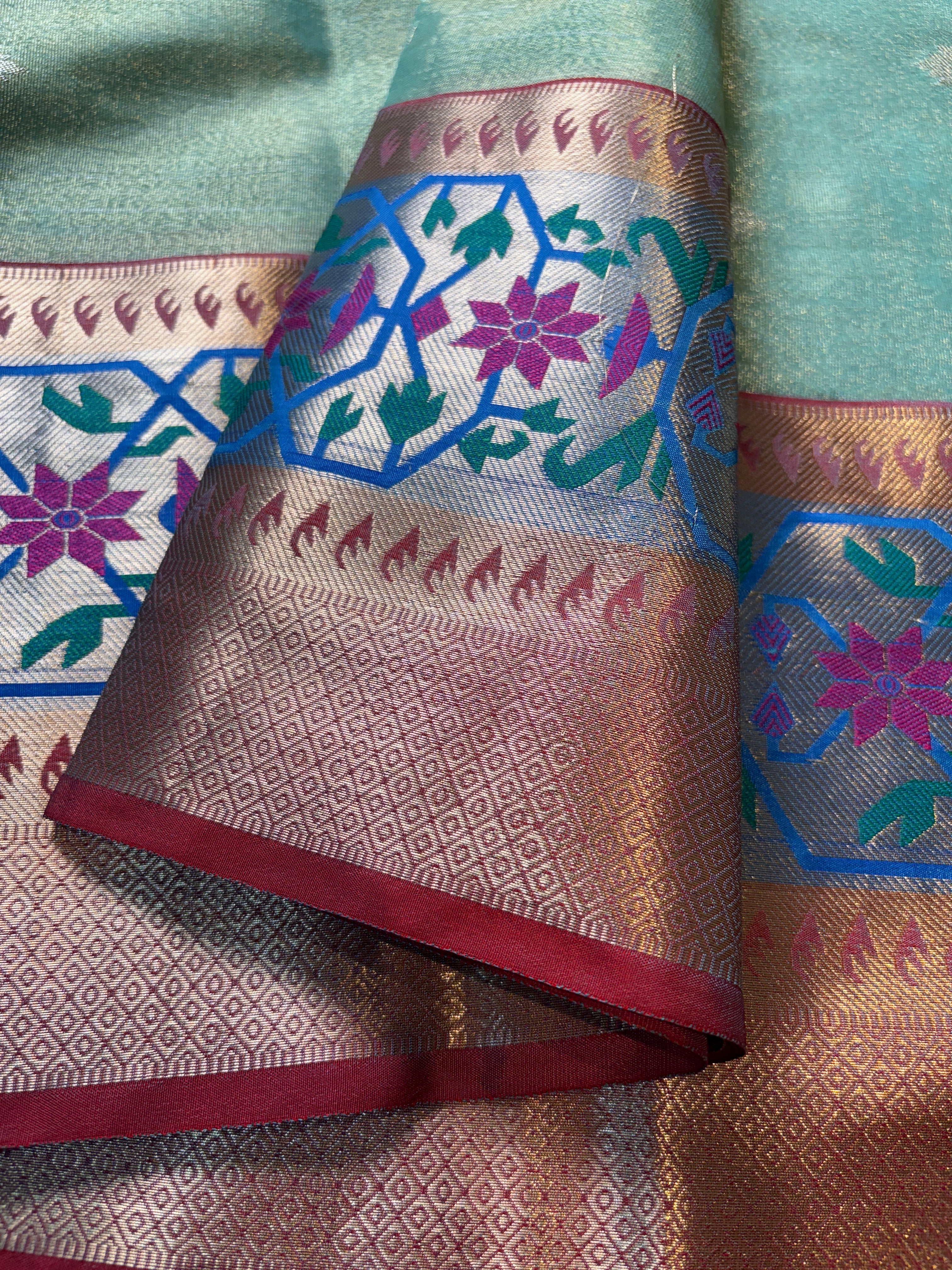 Contrast Banarasi Fancy Tissue Meena Silk Saree