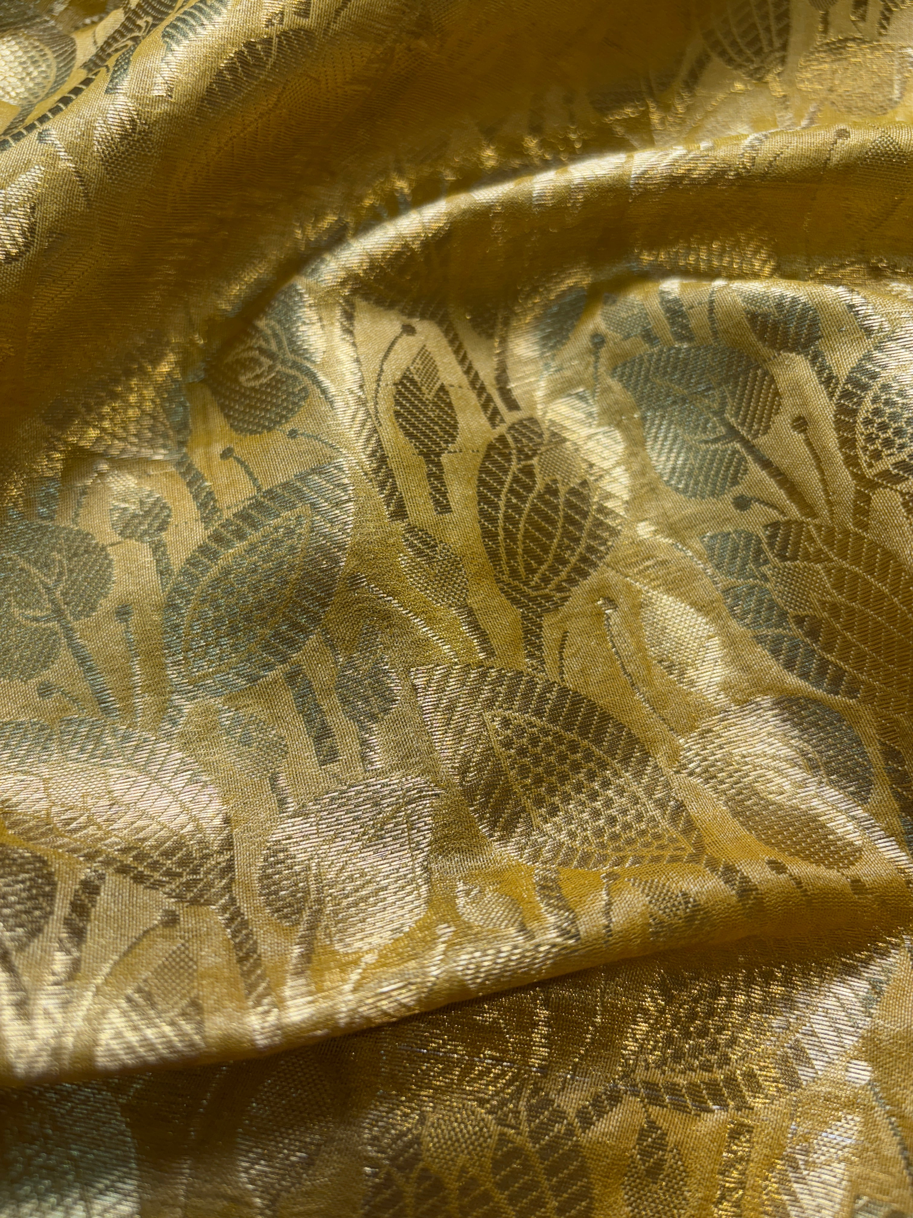 Contrast Banarasi Fancy Katan Brocade Saree