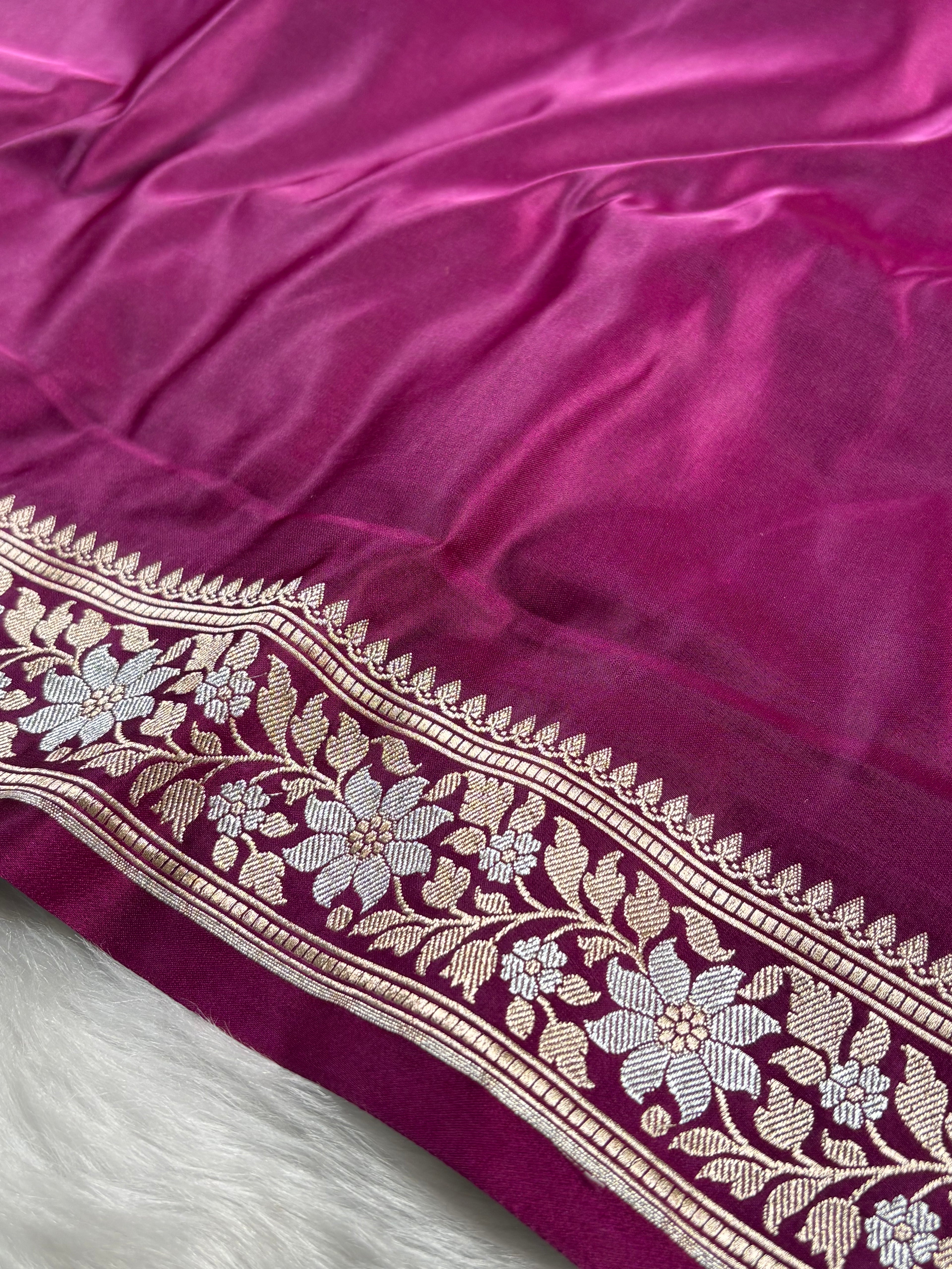 Mshru Katan Banarasi Saree
