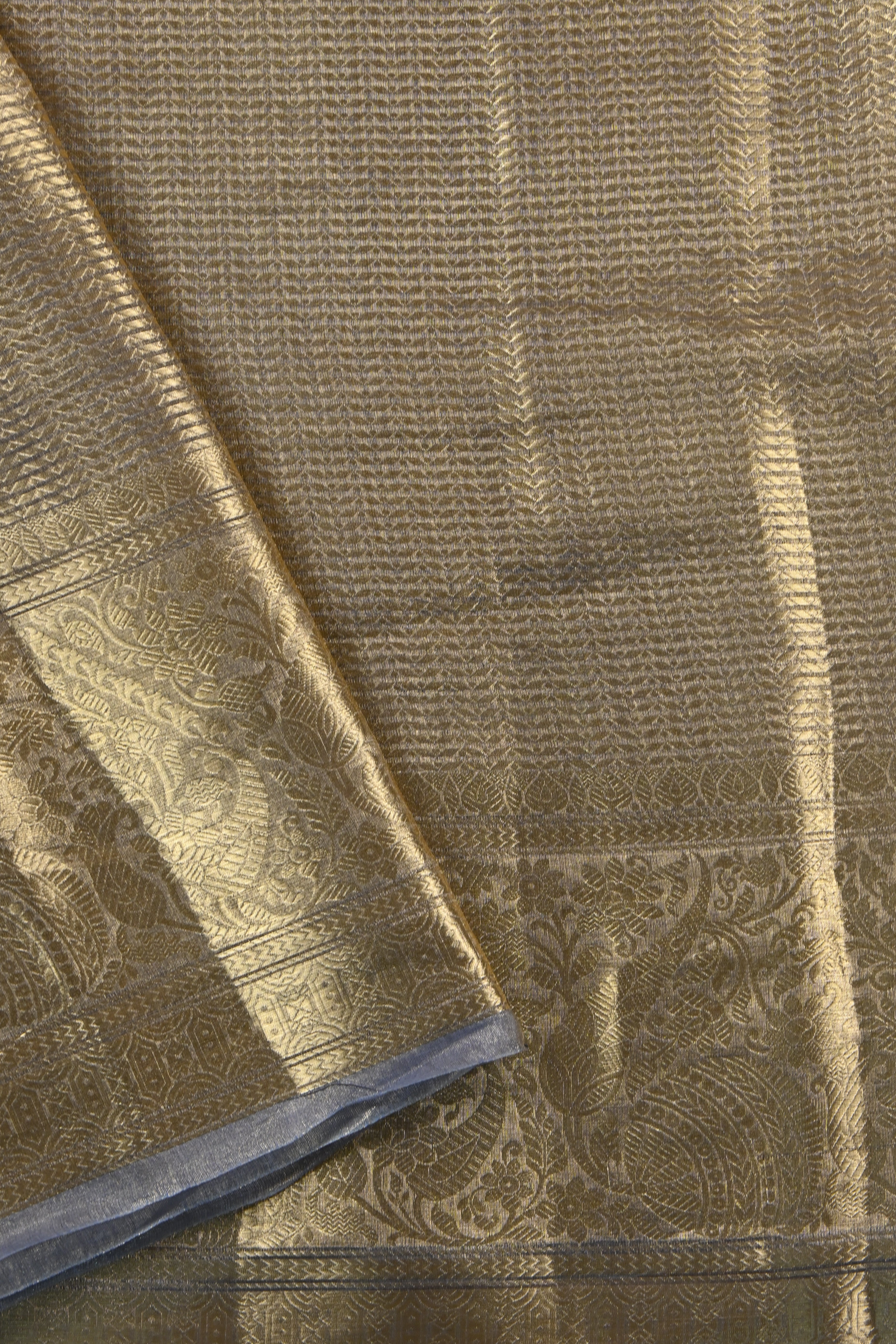 Molten Gold Pure Banarasi Molten Tissue Silk Saree