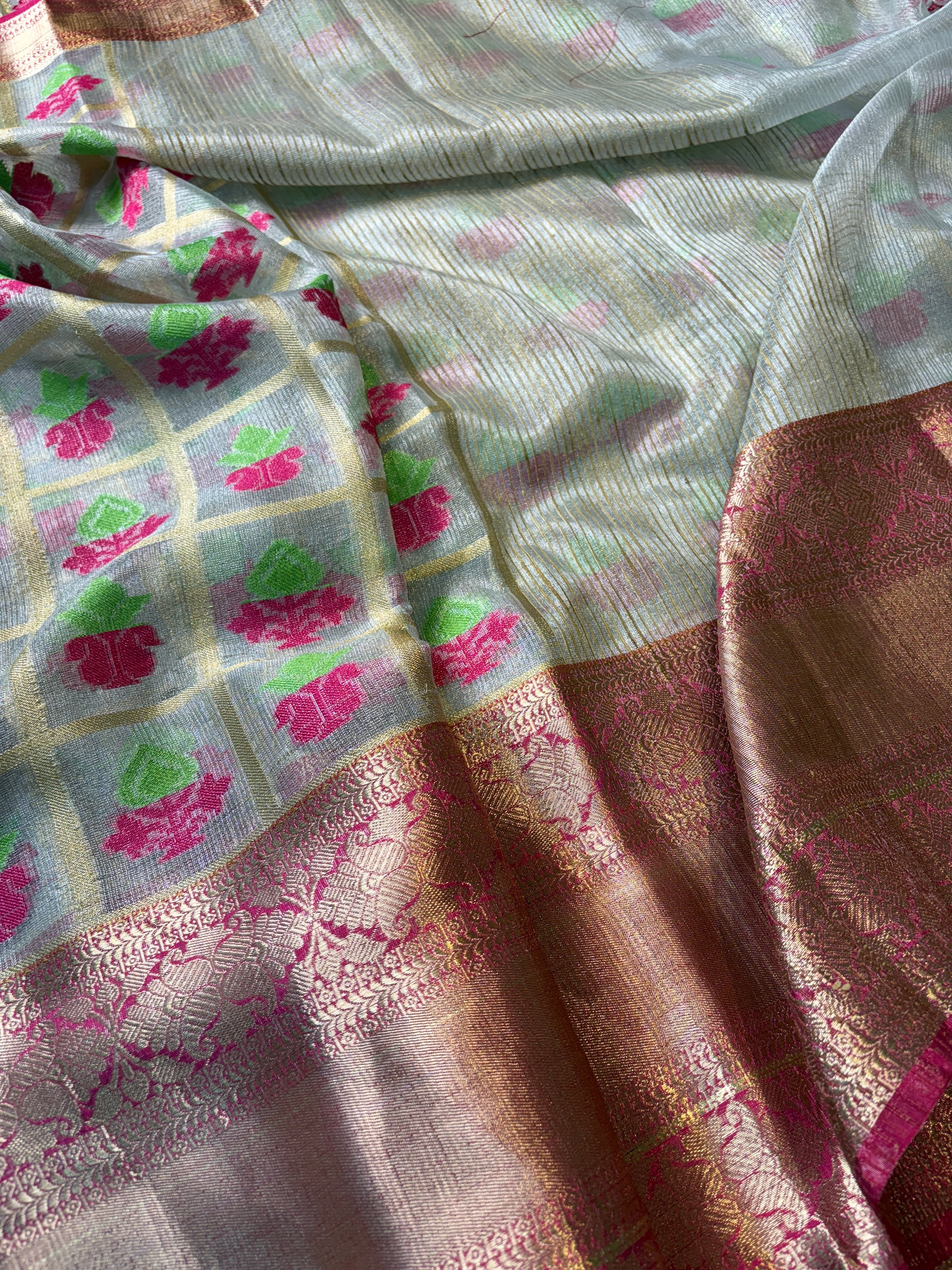 Contrast Banarasi Fancy Tissue Meena Saree