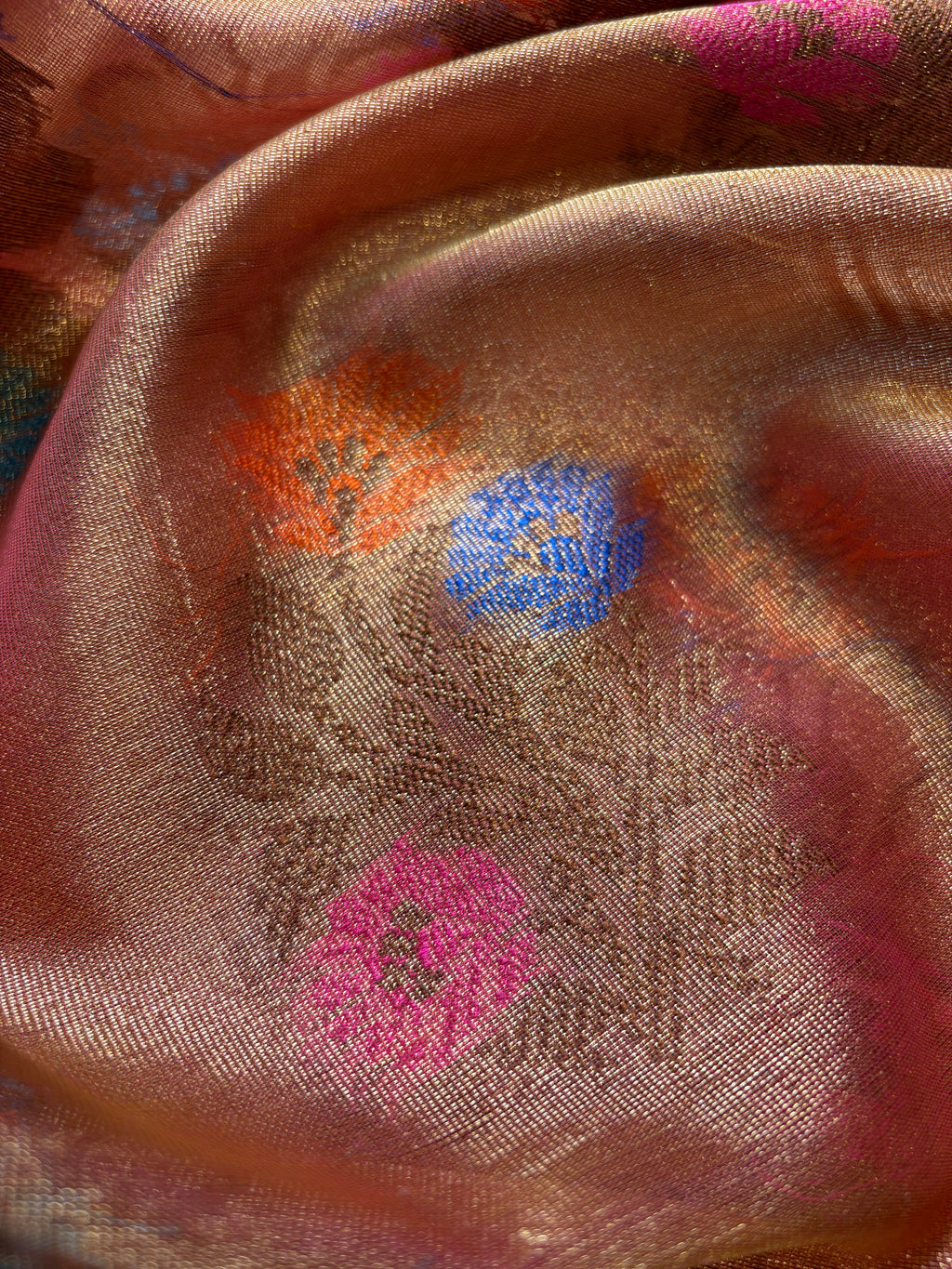 Contrast Banarasi Fancy Tissue Meena Saree