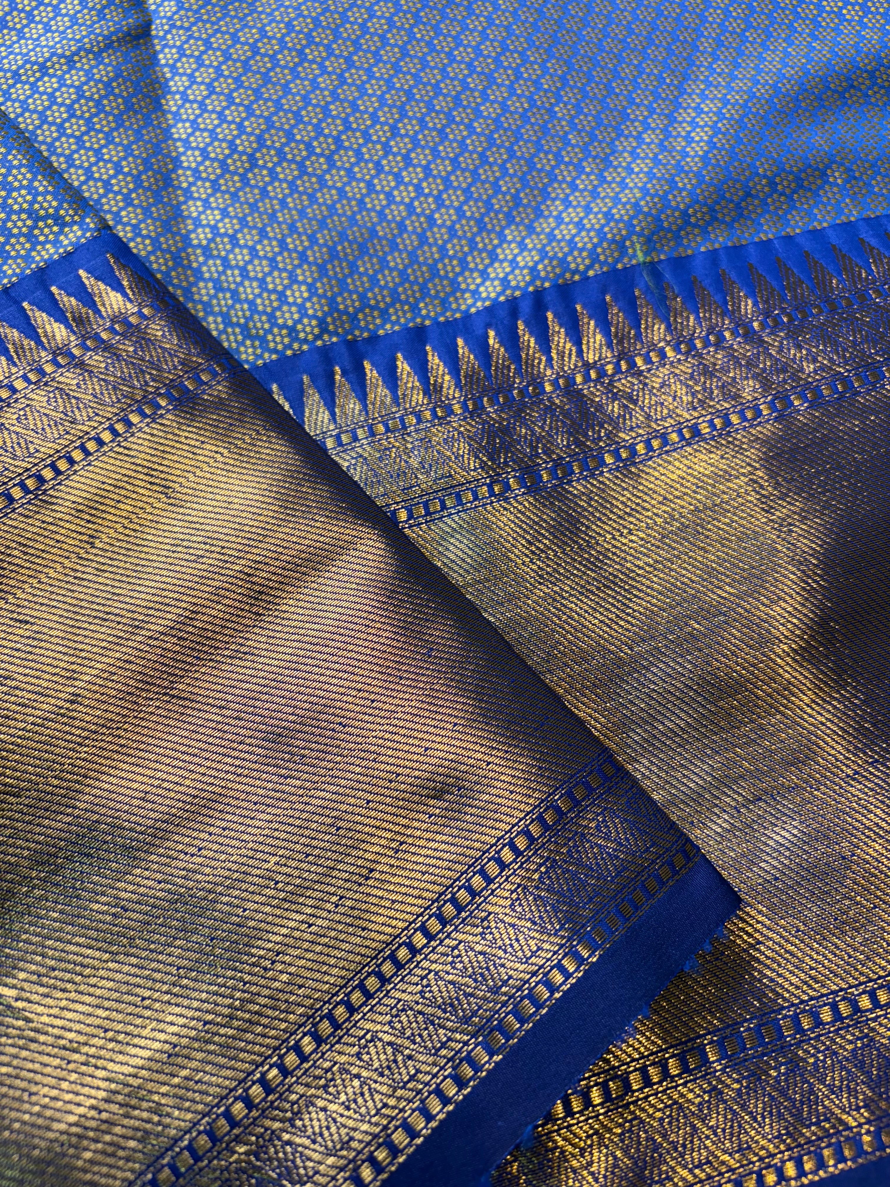 Contrast Banarasi Fancy Katan Tanchui Meena Saree