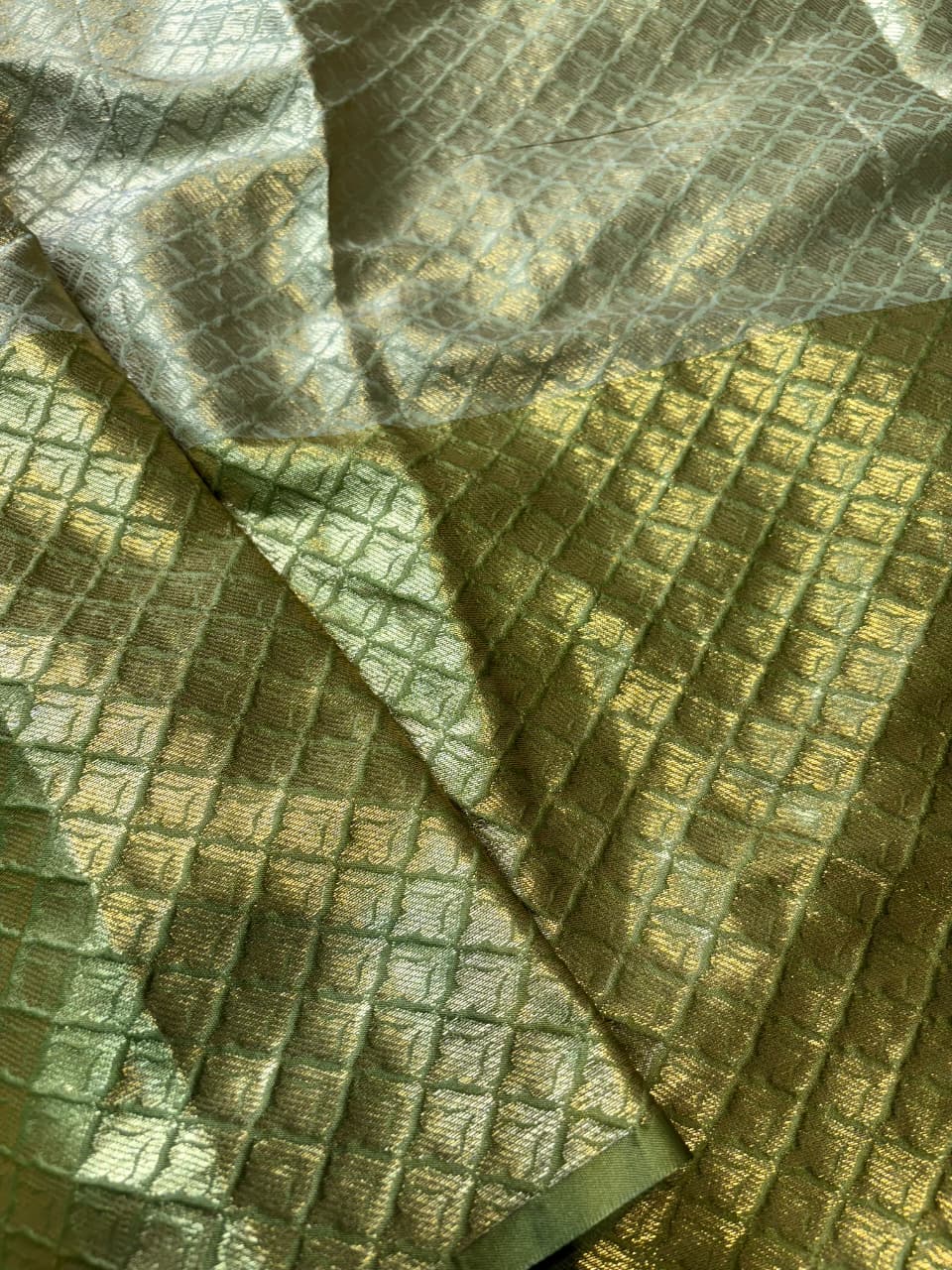 Contrast Banarasi Katan Tissue Brocade Saree