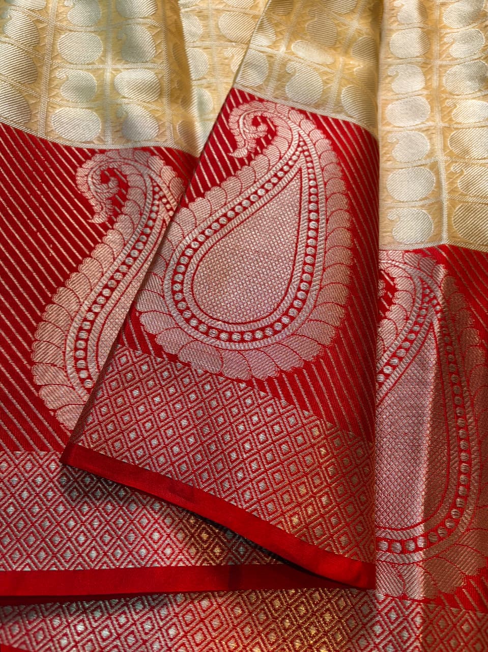 Contrast Banarasi Fancy Katan Tanchui Saree