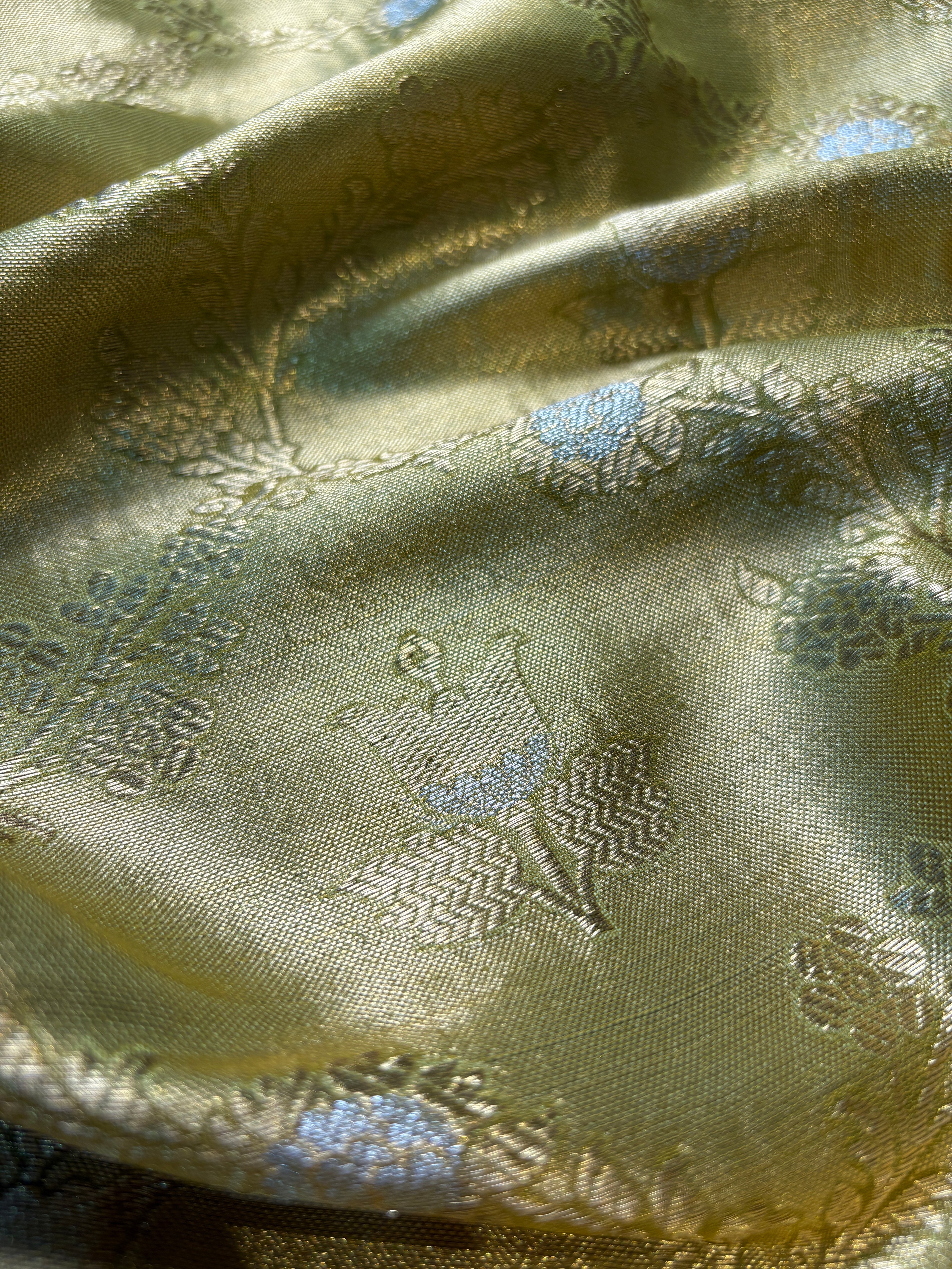 Contrast Banarasi Fancy Katan Tissue Alfi Saree