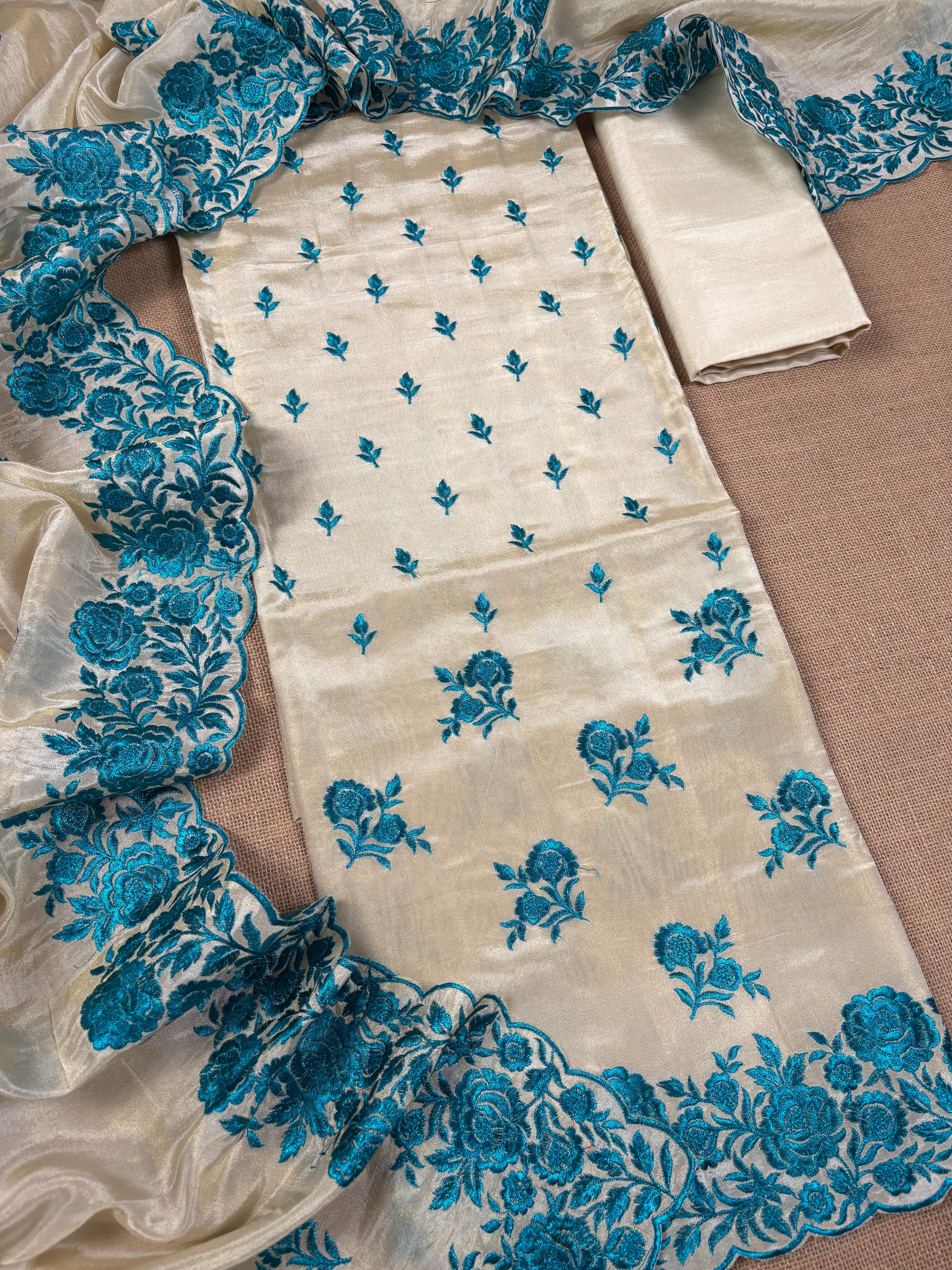 Cream Banarasi Mul-Tissue Silk Suit