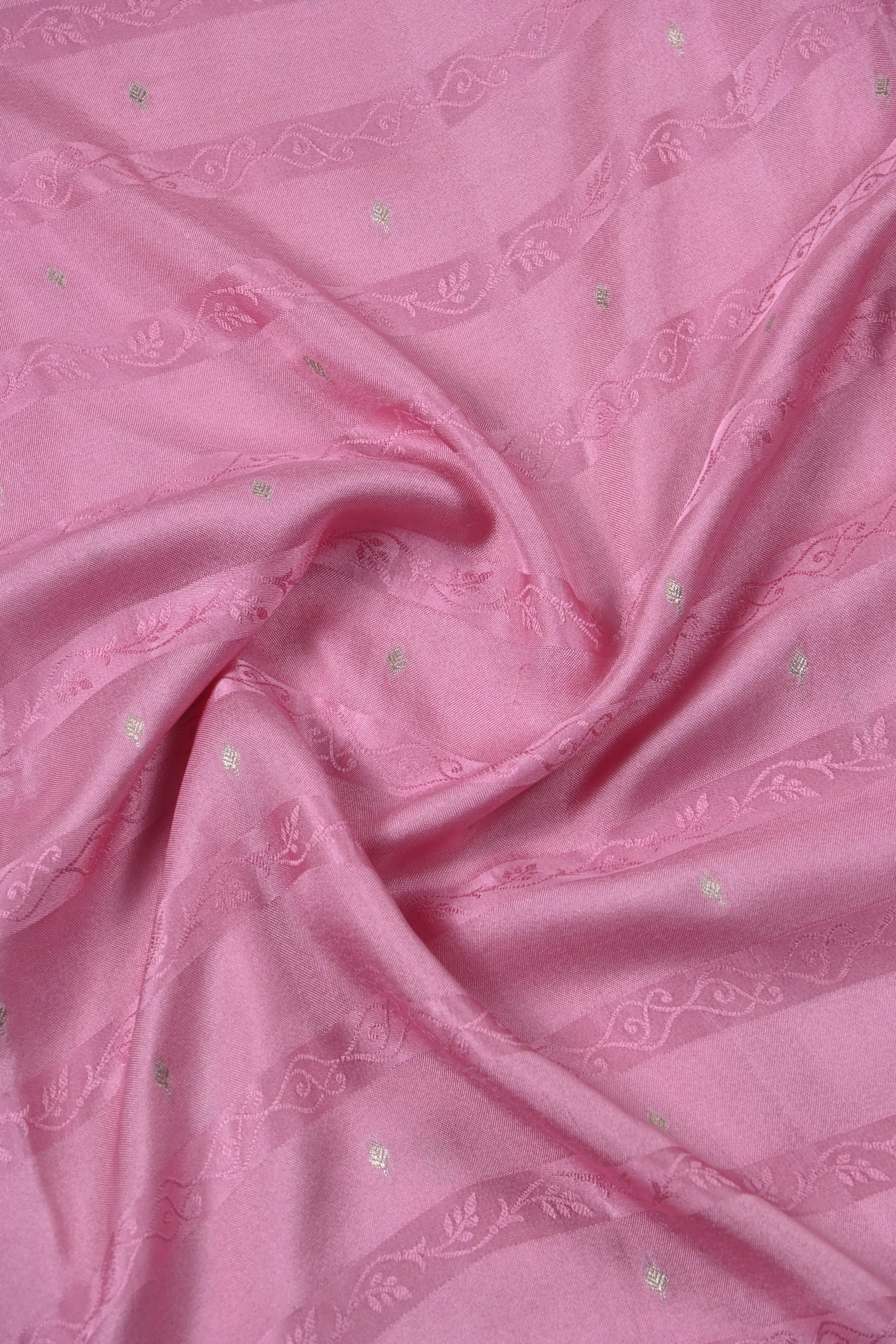 Pinkish Lilac Pure Banarasi Satin Mashru Silk Saree
