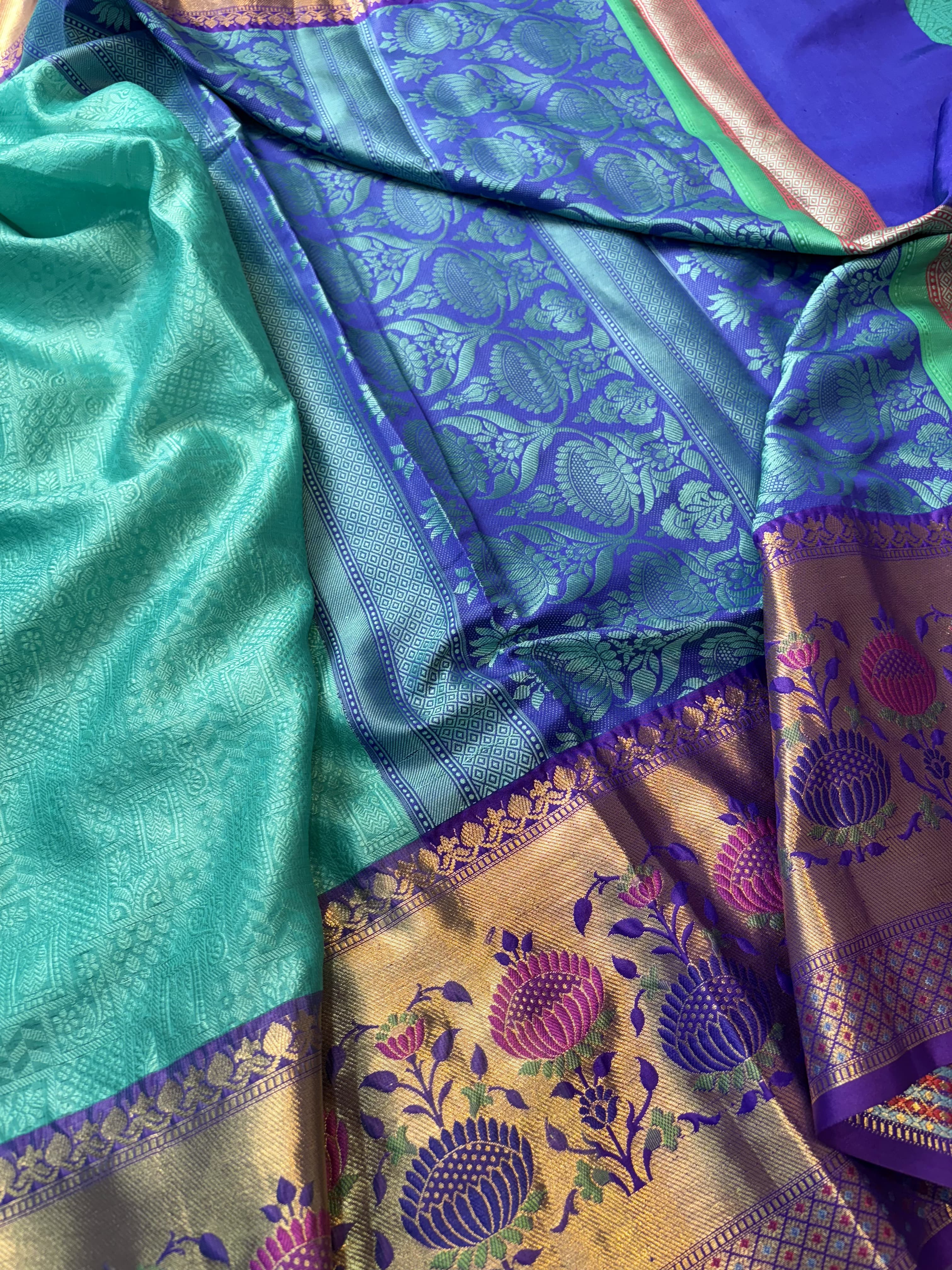 Contrast Banarasi Fancy Katan Tanchui Meena Saree