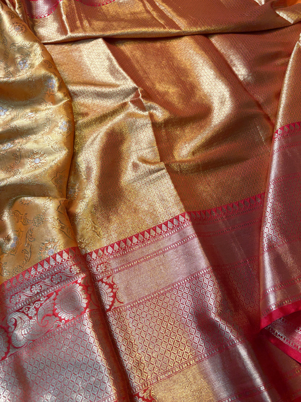 Contrast Banarasi Fancy Katan Tissue Alfi Saree