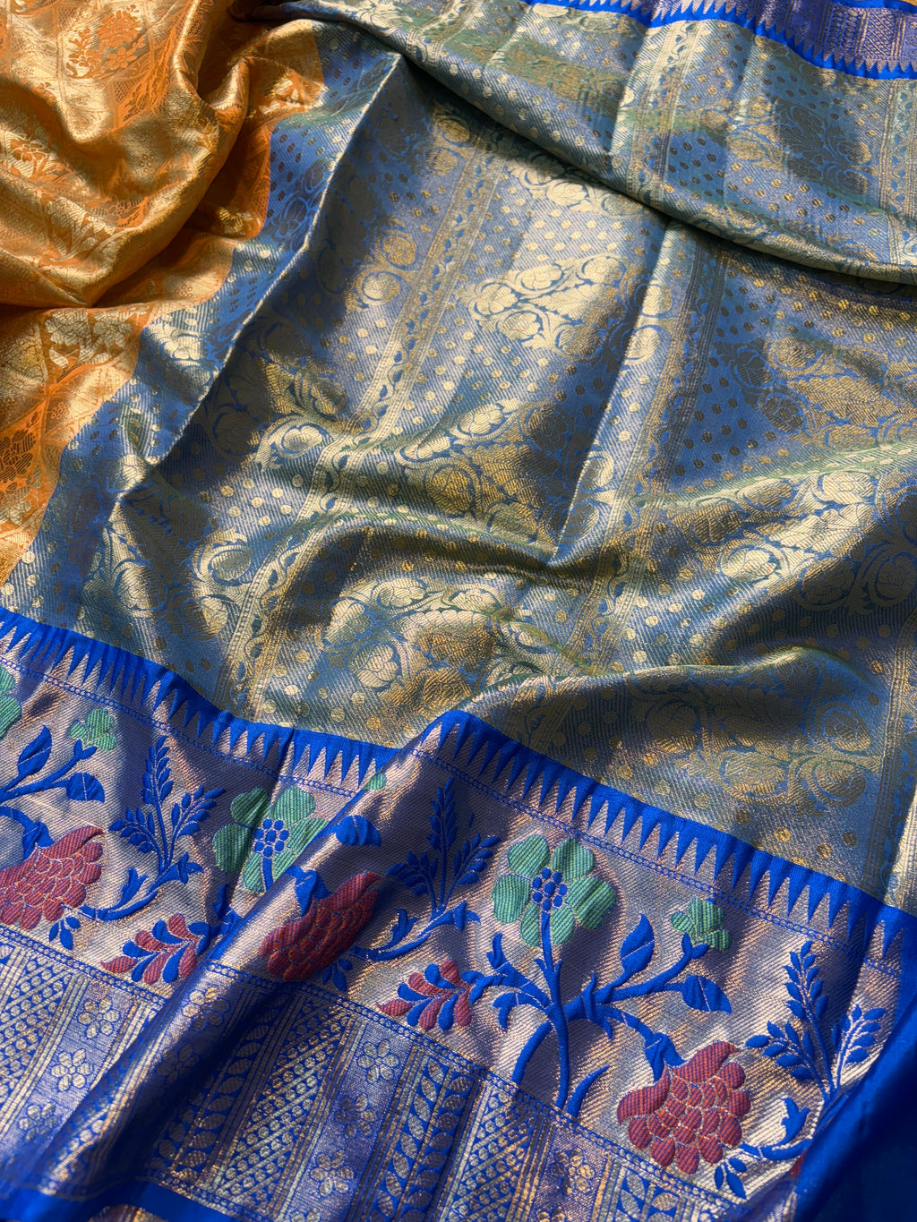 Contrast Banarasi Fancy Katan Tissue Meena Silk Saree