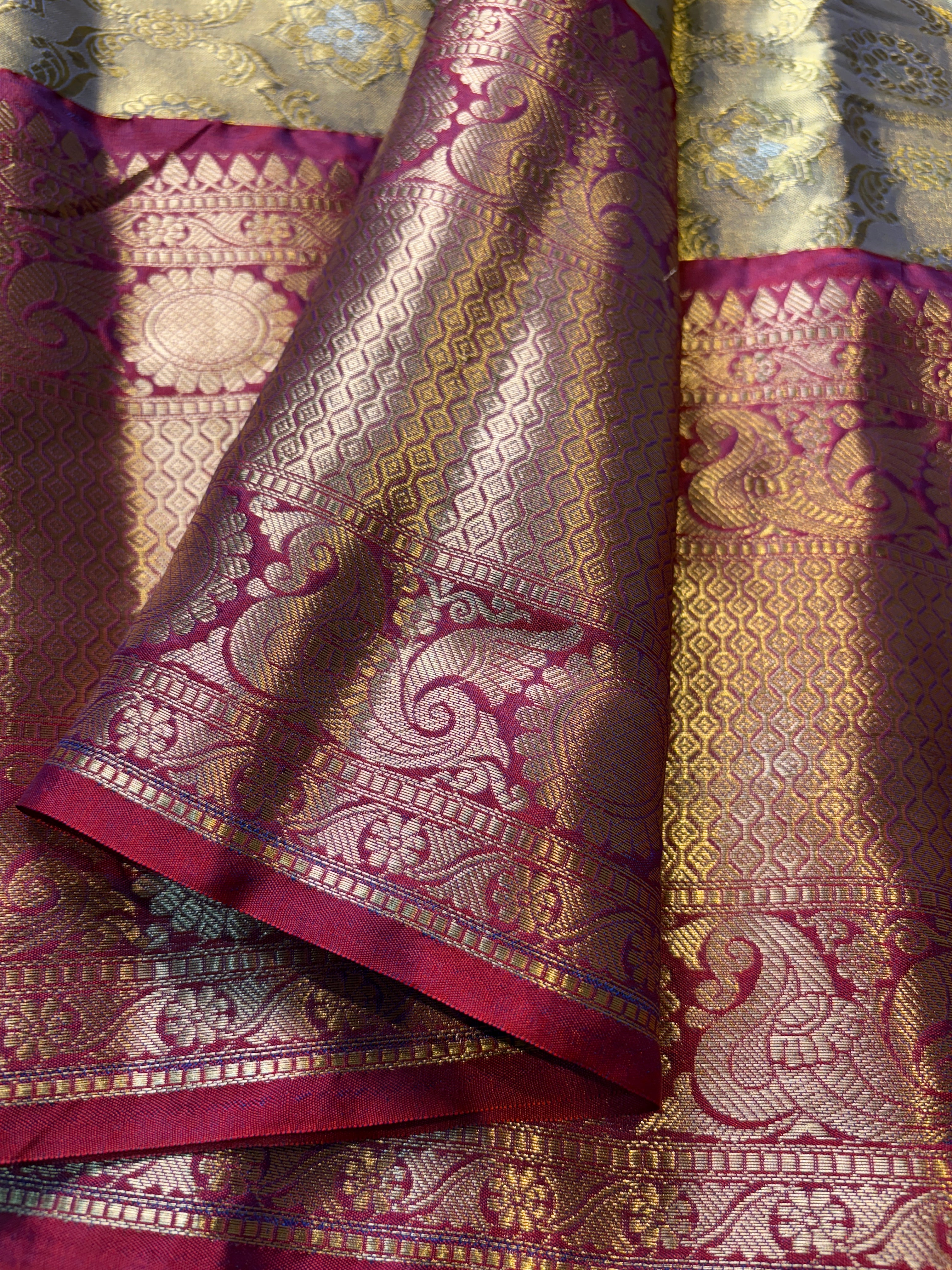 Contrast Banarasi Fancy Katan Tissue Alfi Saree