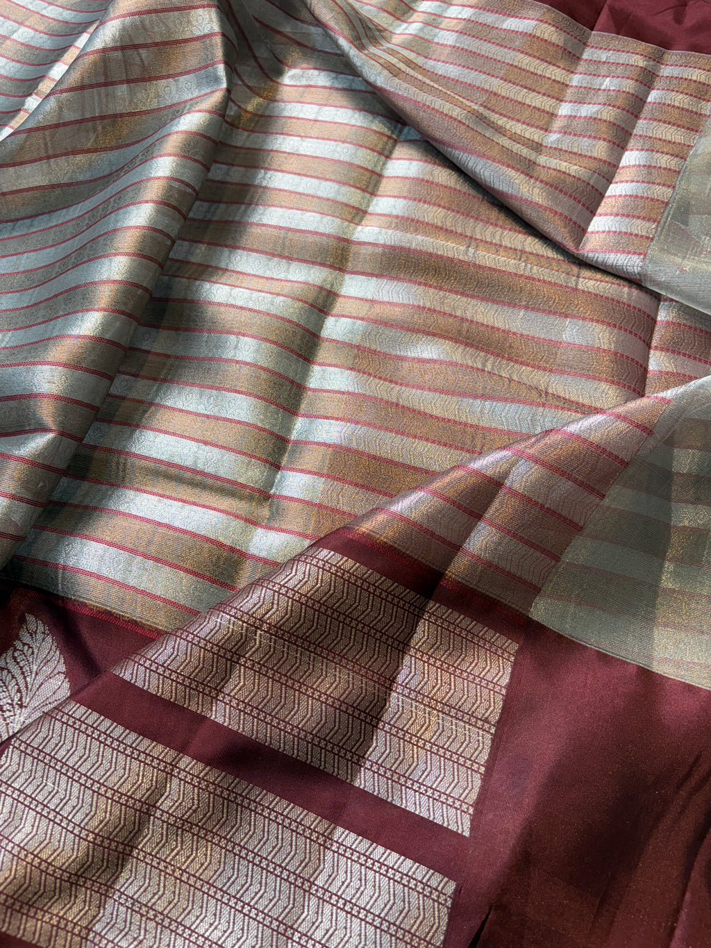 Contrast Banarasi Fancy Tissue Saree