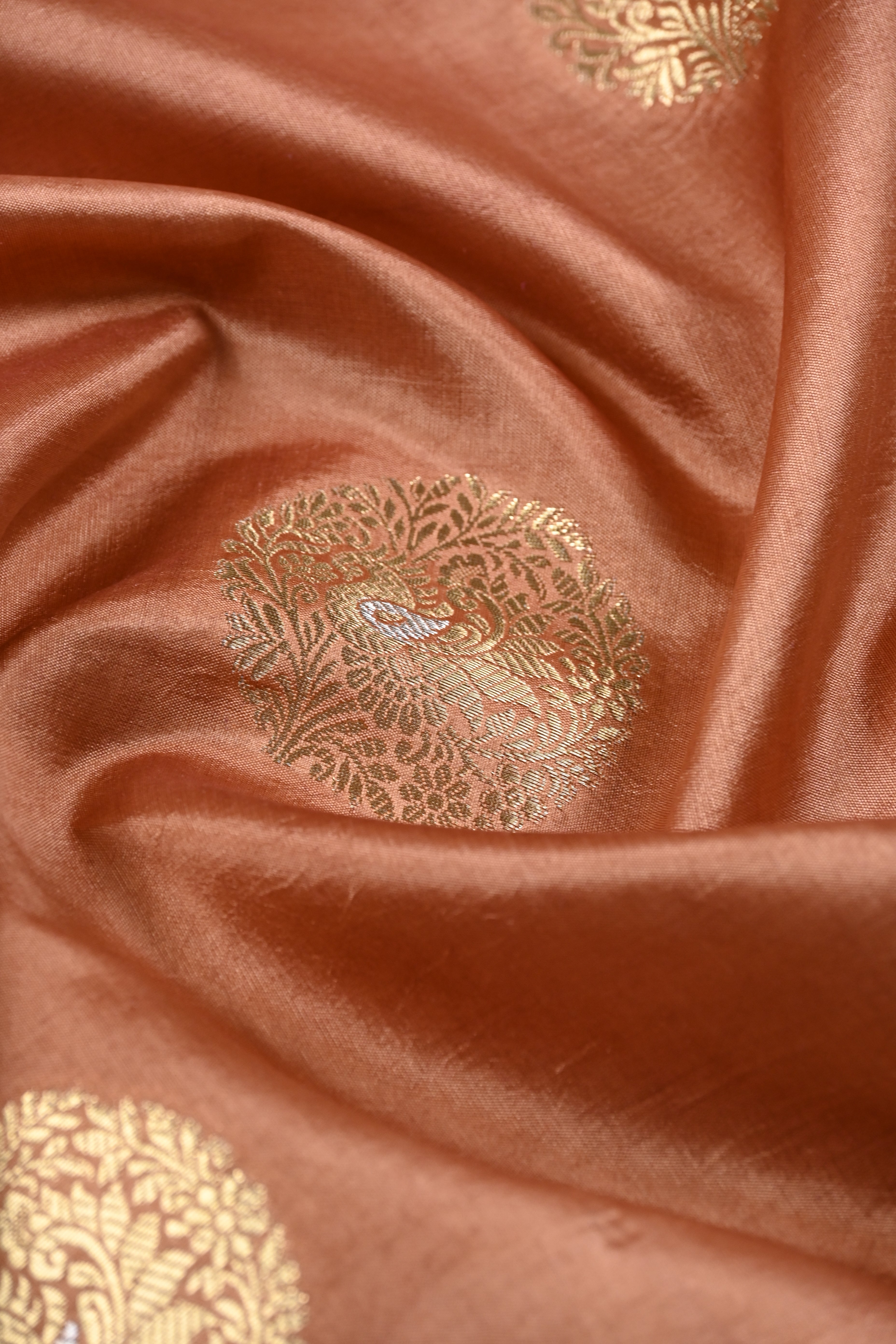 Dual Tone Pure Banarasi Katan Alfi Silk Saree