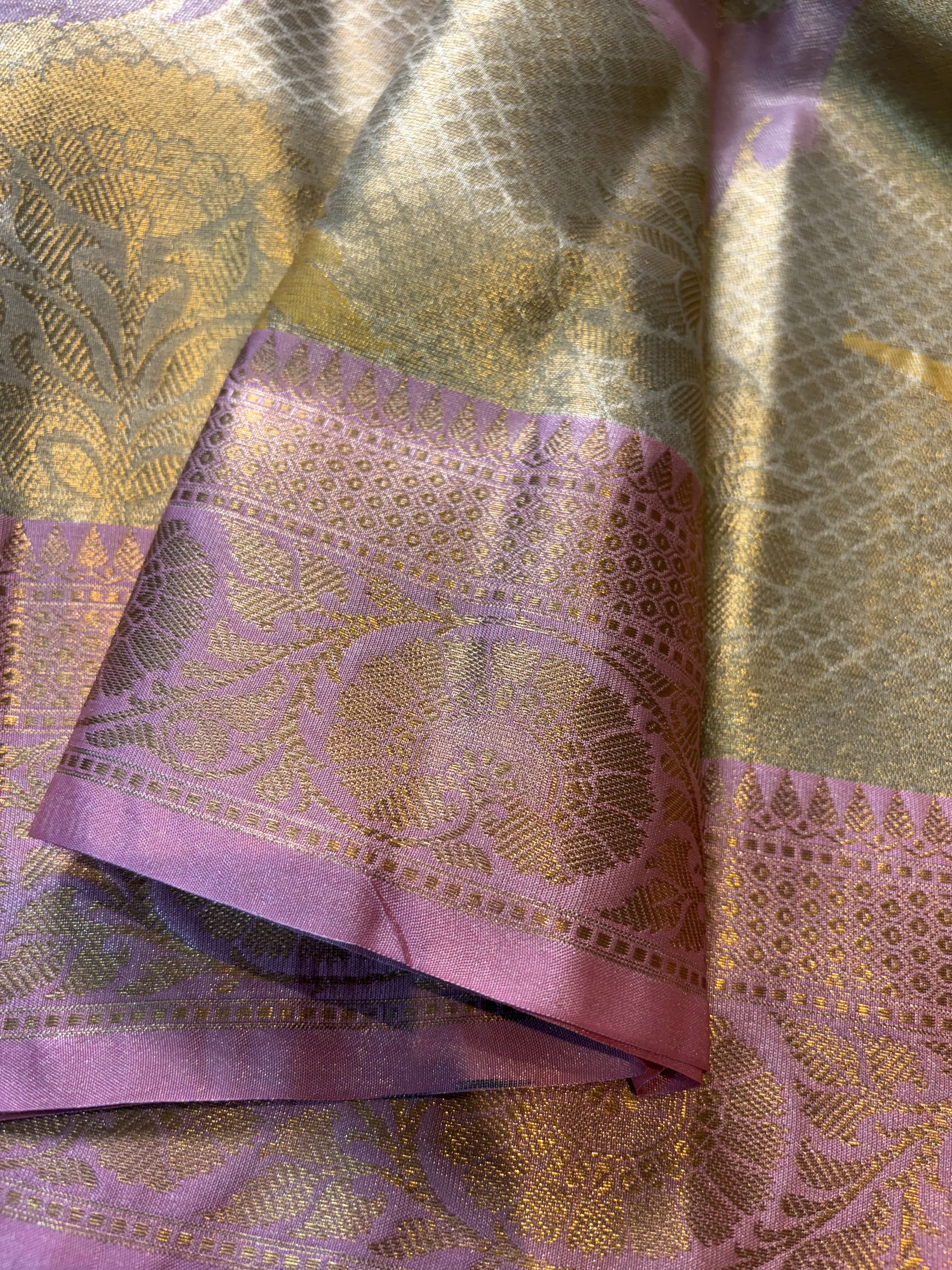 Contrast Banarasi Fancy Tissue Meena Silk Saree