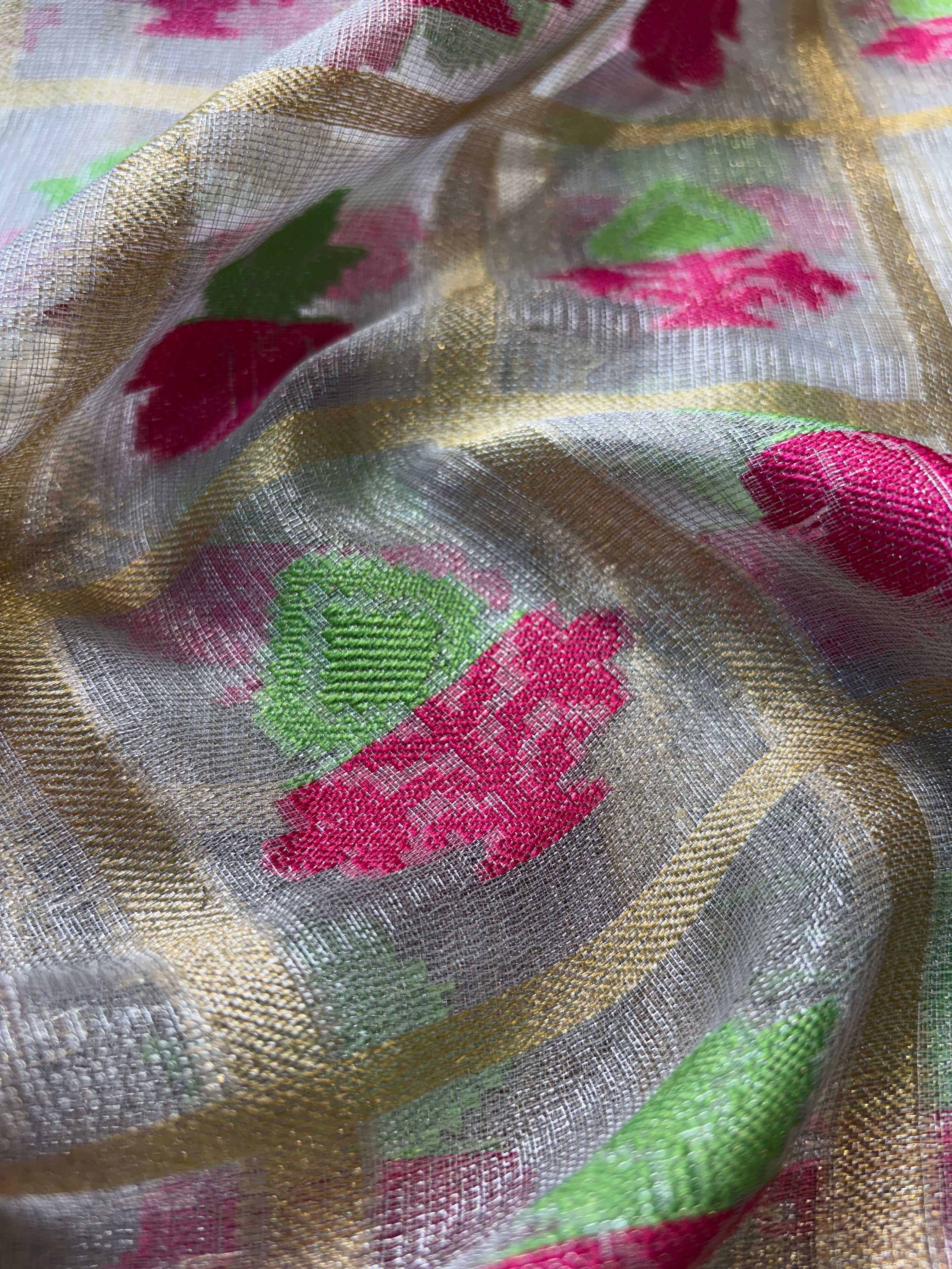 Contrast Banarasi Fancy Tissue Meena Saree