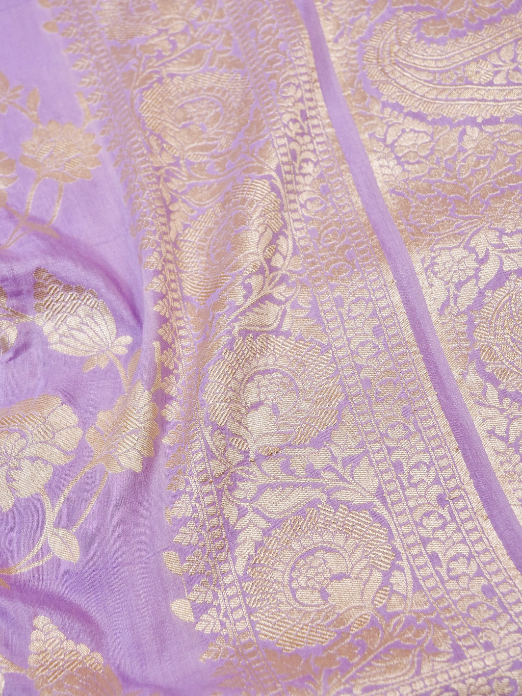 Handwoven Lavender Banarasi Monga Silk Saree