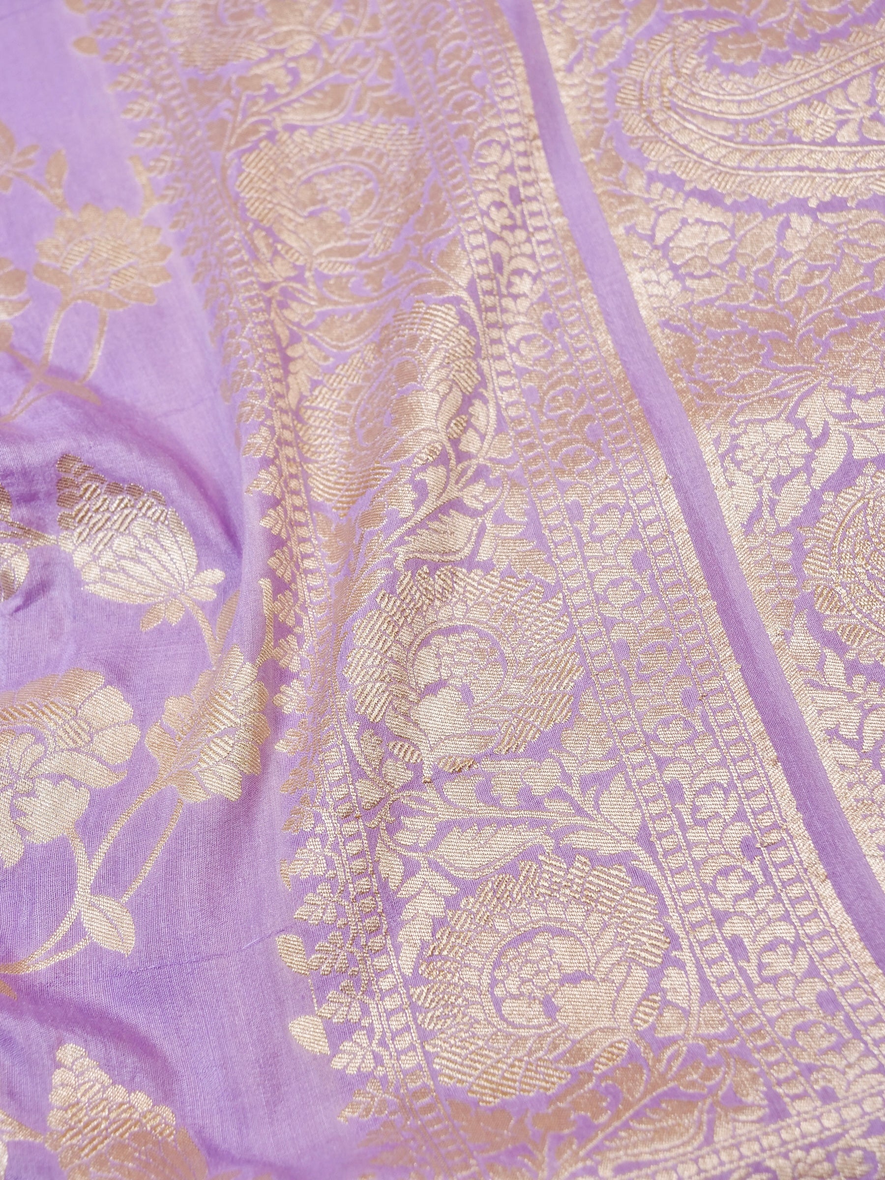 Handwoven Lavender Banarasi Monga Silk Saree