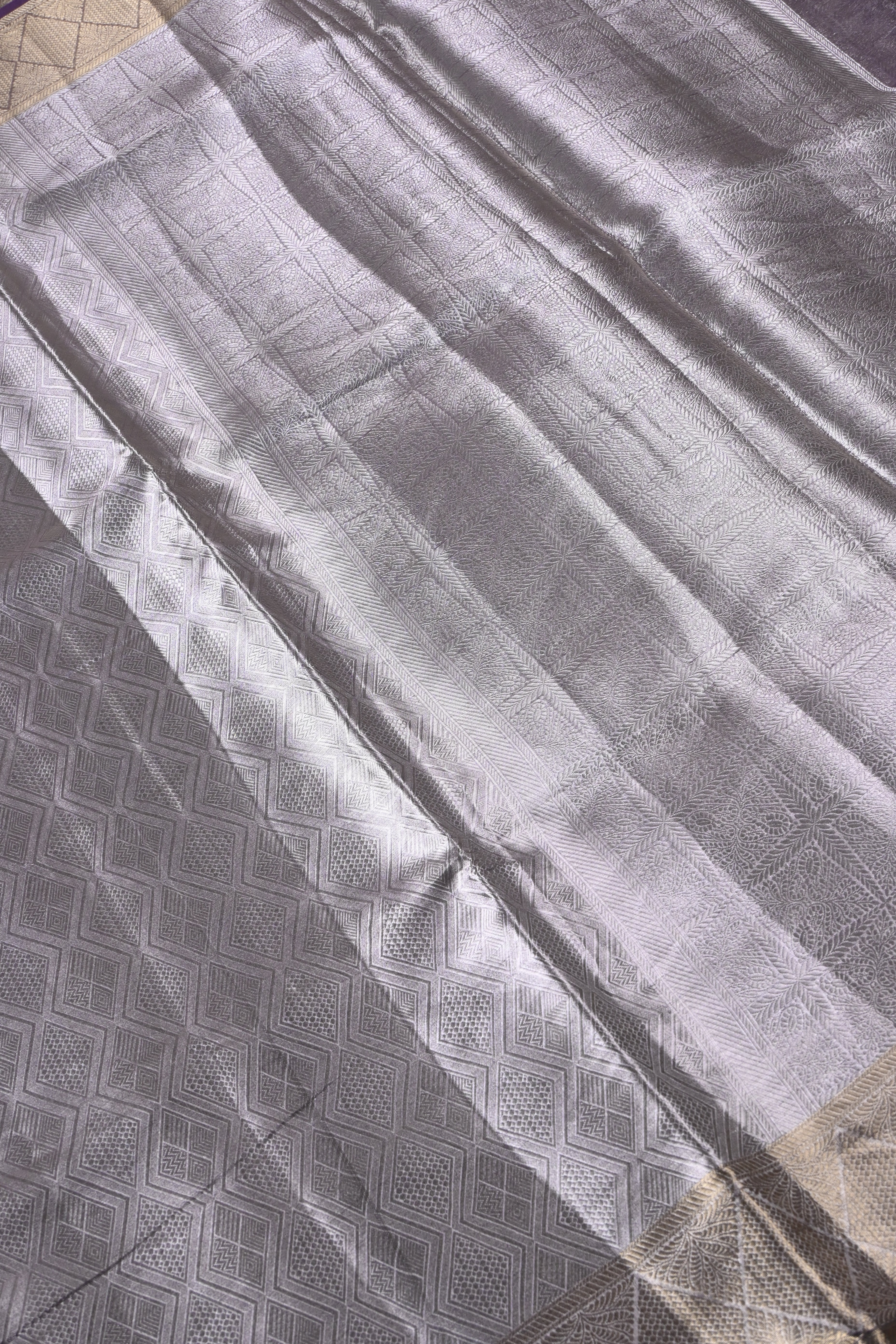 Baby Purple Pure Banarasi Molten Tissue Silk Saree