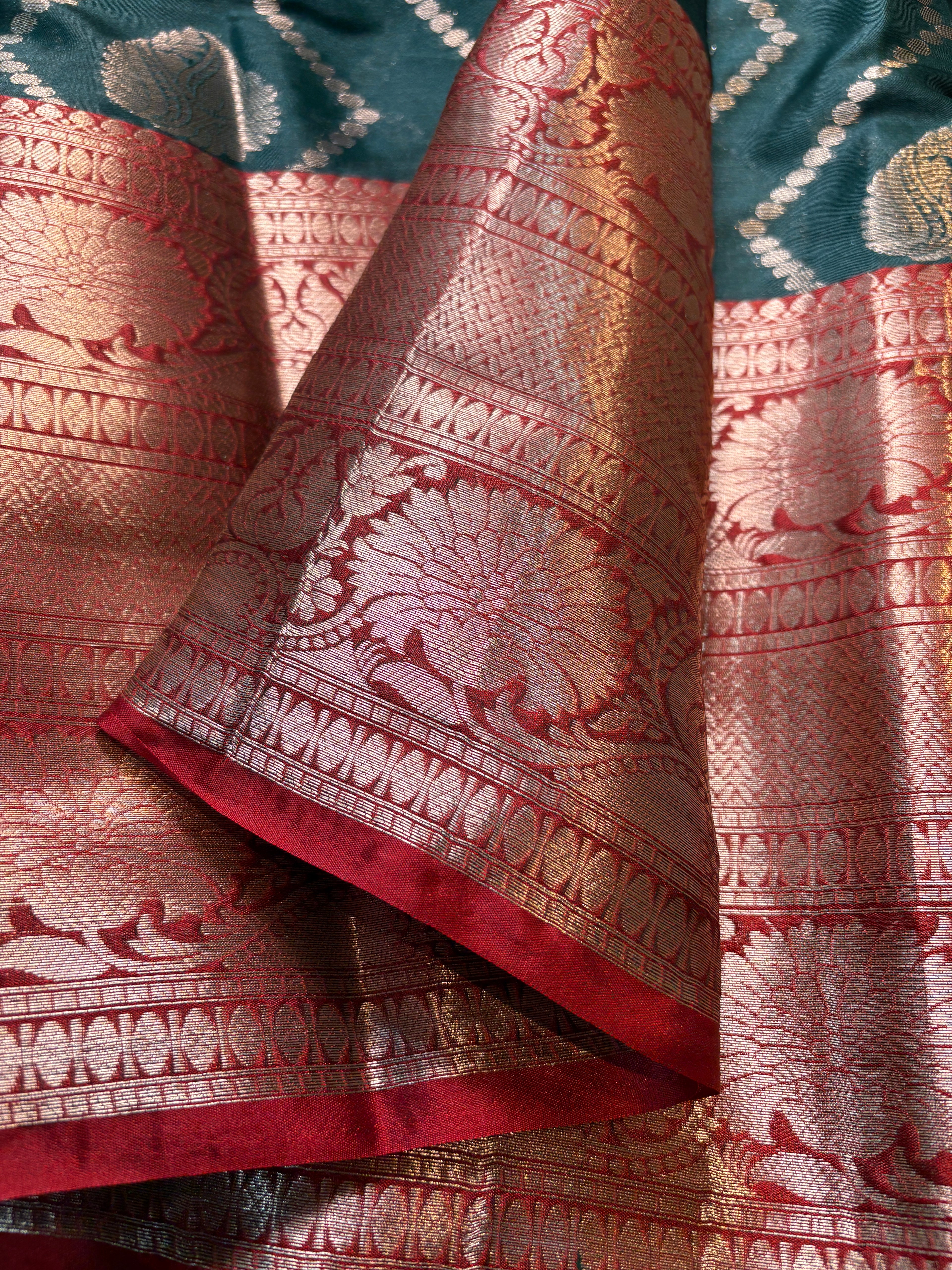 Contrast Banarasi Fancy Katan Silk Saree