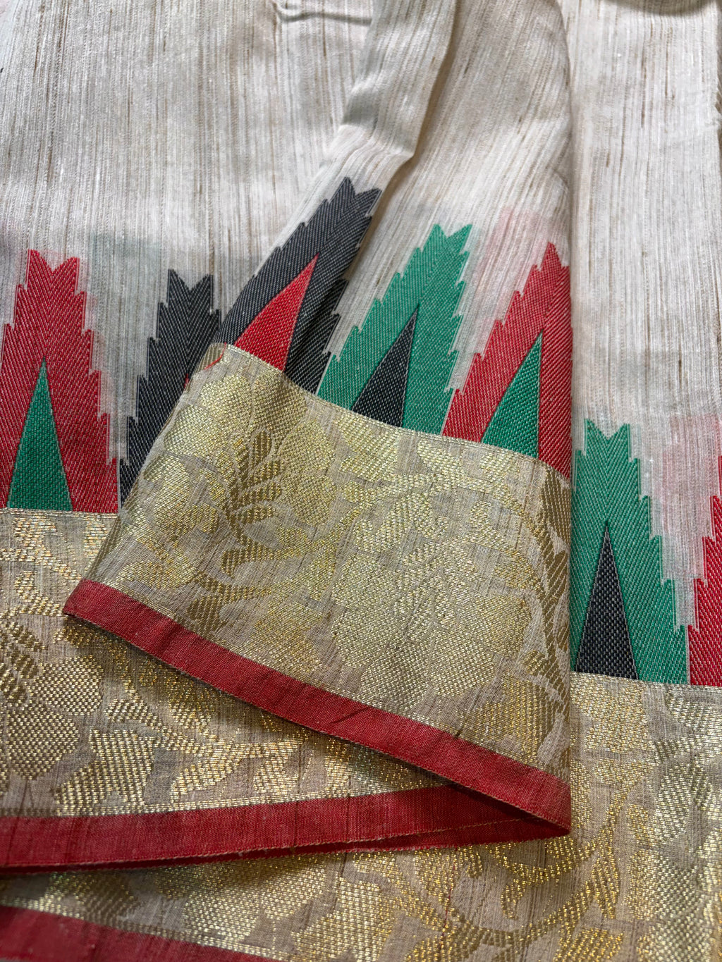 Beige Banarasi Fancy Matka Saree