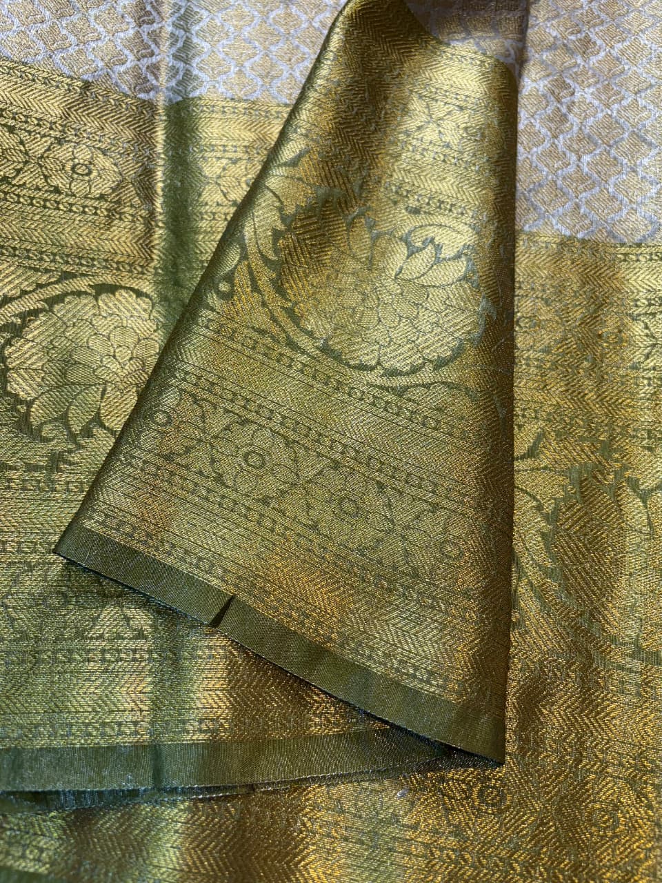 Contrast Banarasi Katan Tissue Brocade Saree