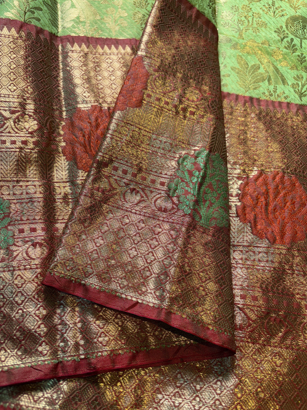 Contrast Banarasi Fancy Katan Brocade Meena Saree