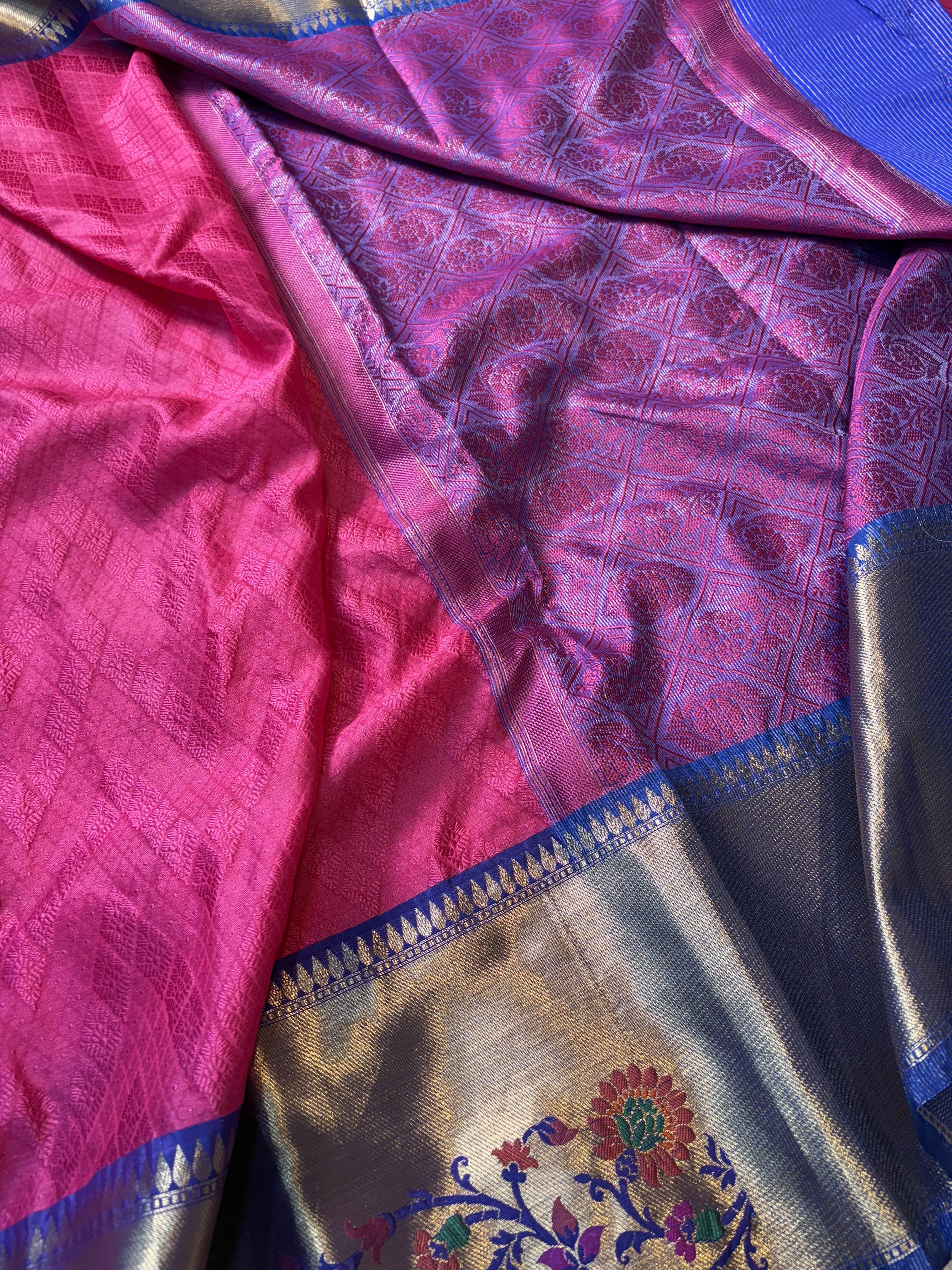 Contrast Banarasi Fancy Katan Tanchui Meena Saree