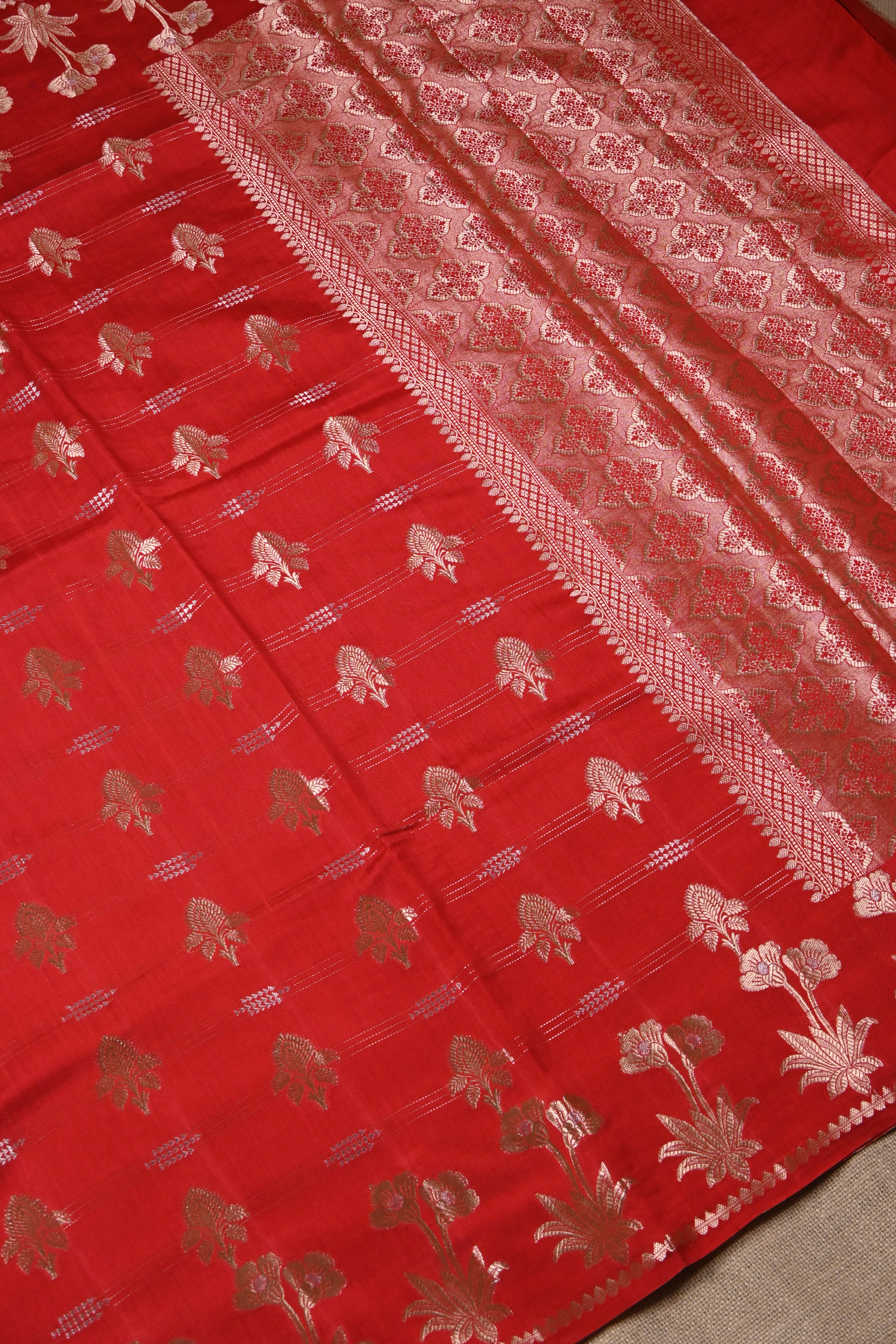 Red Pure Banarasi Moonga Silk Saree