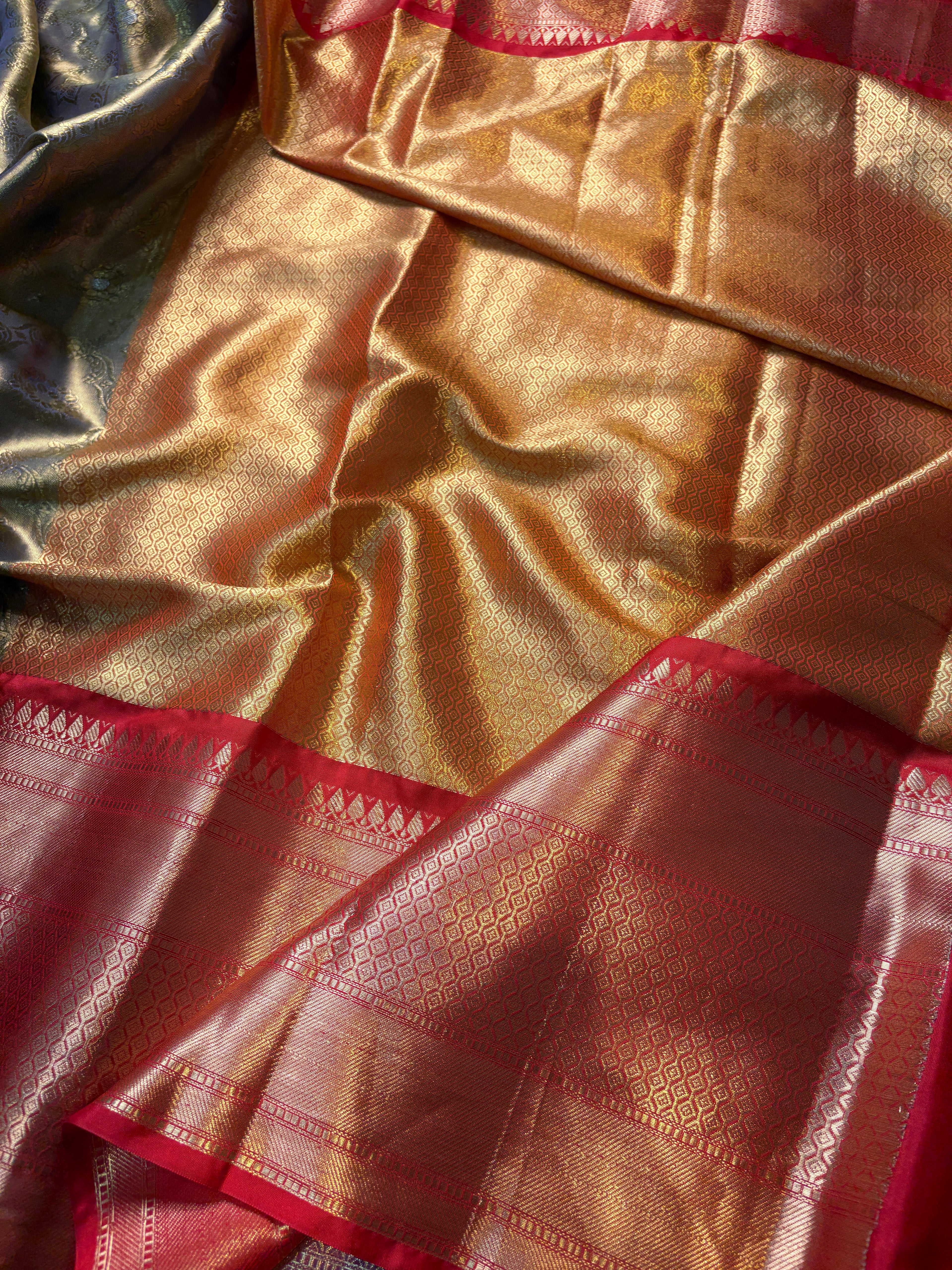 Contrast Banarasi Fancy Katan Tissue Alfi Saree