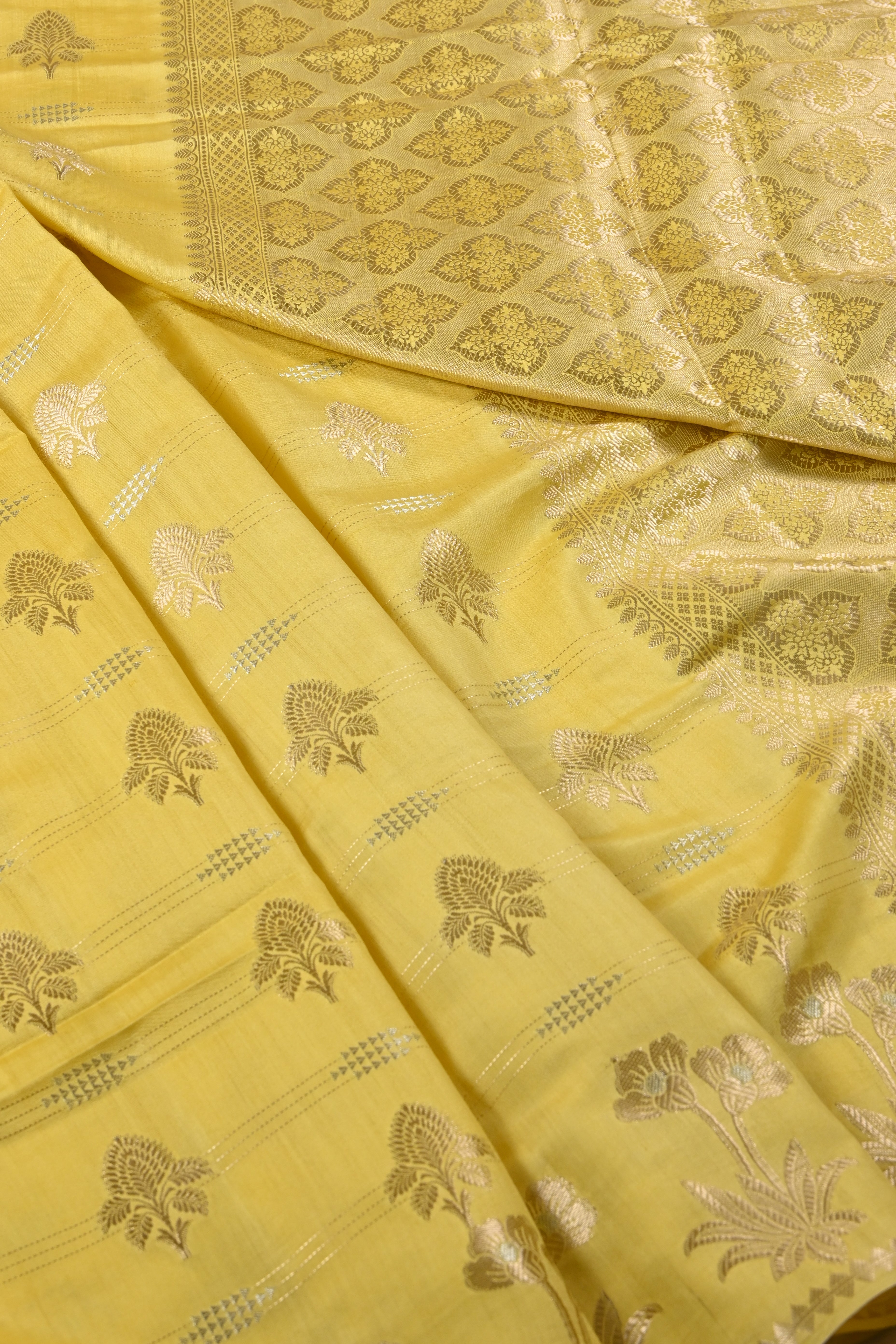 Yellow Pure Banarasi Moonga Silk Saree