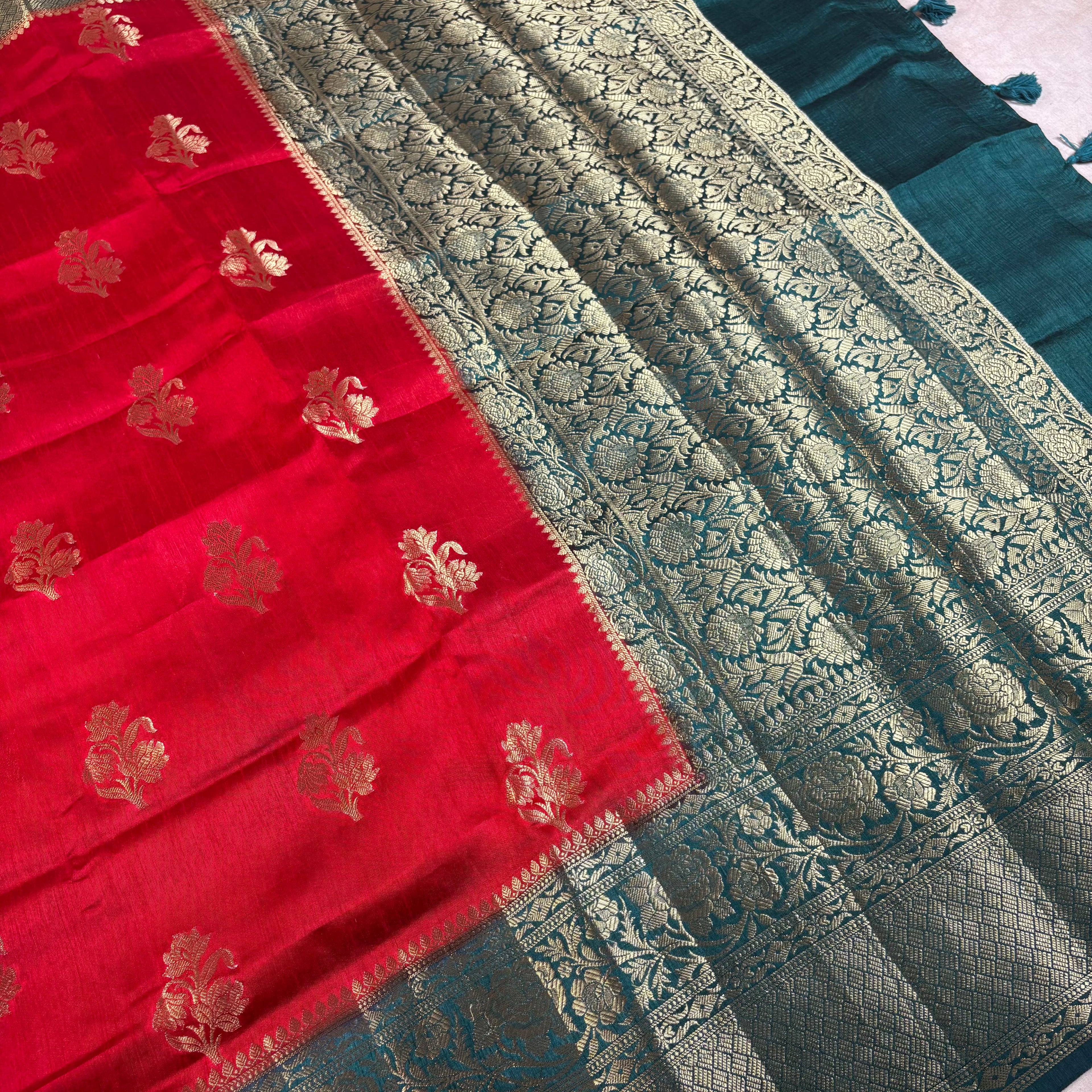Red Banarasi Dupiyan Silk Saree