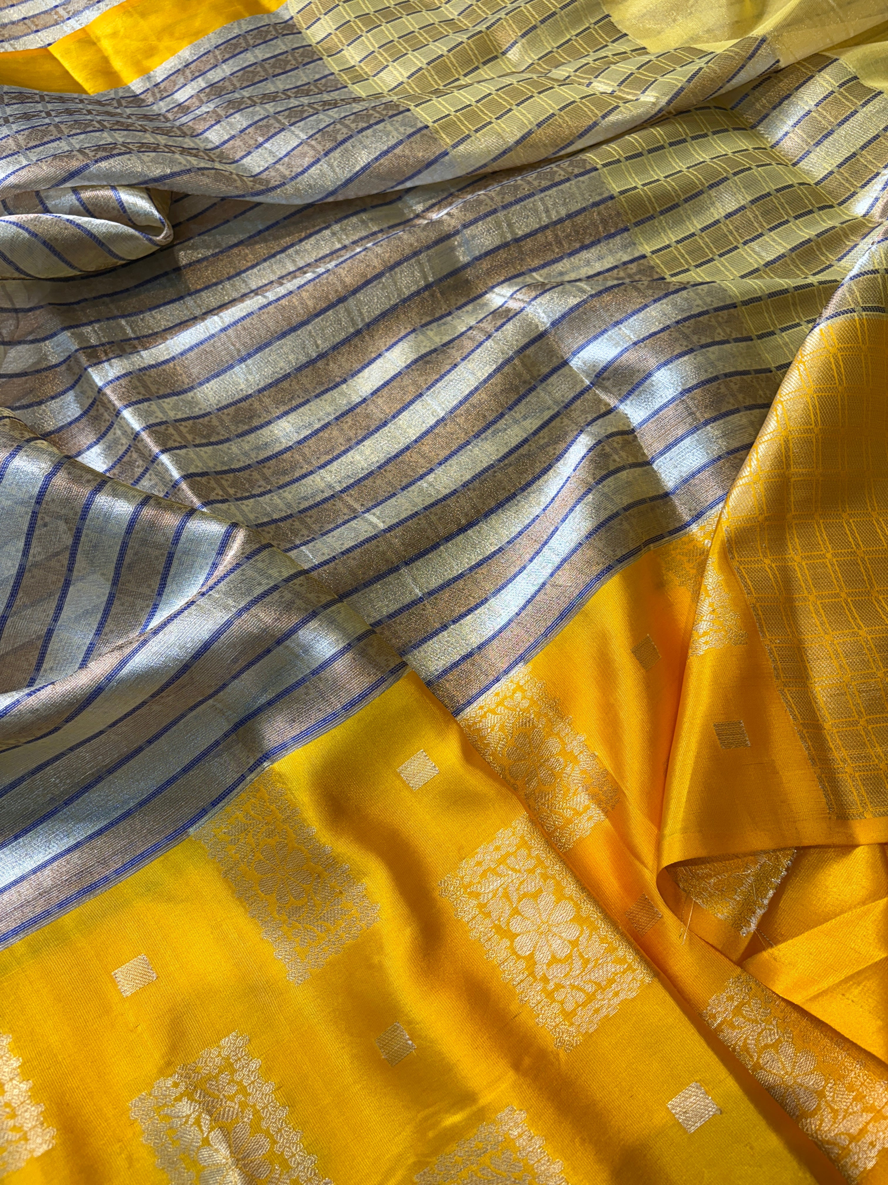 Contrast Banarasi Fancy Tissue Silk Saree