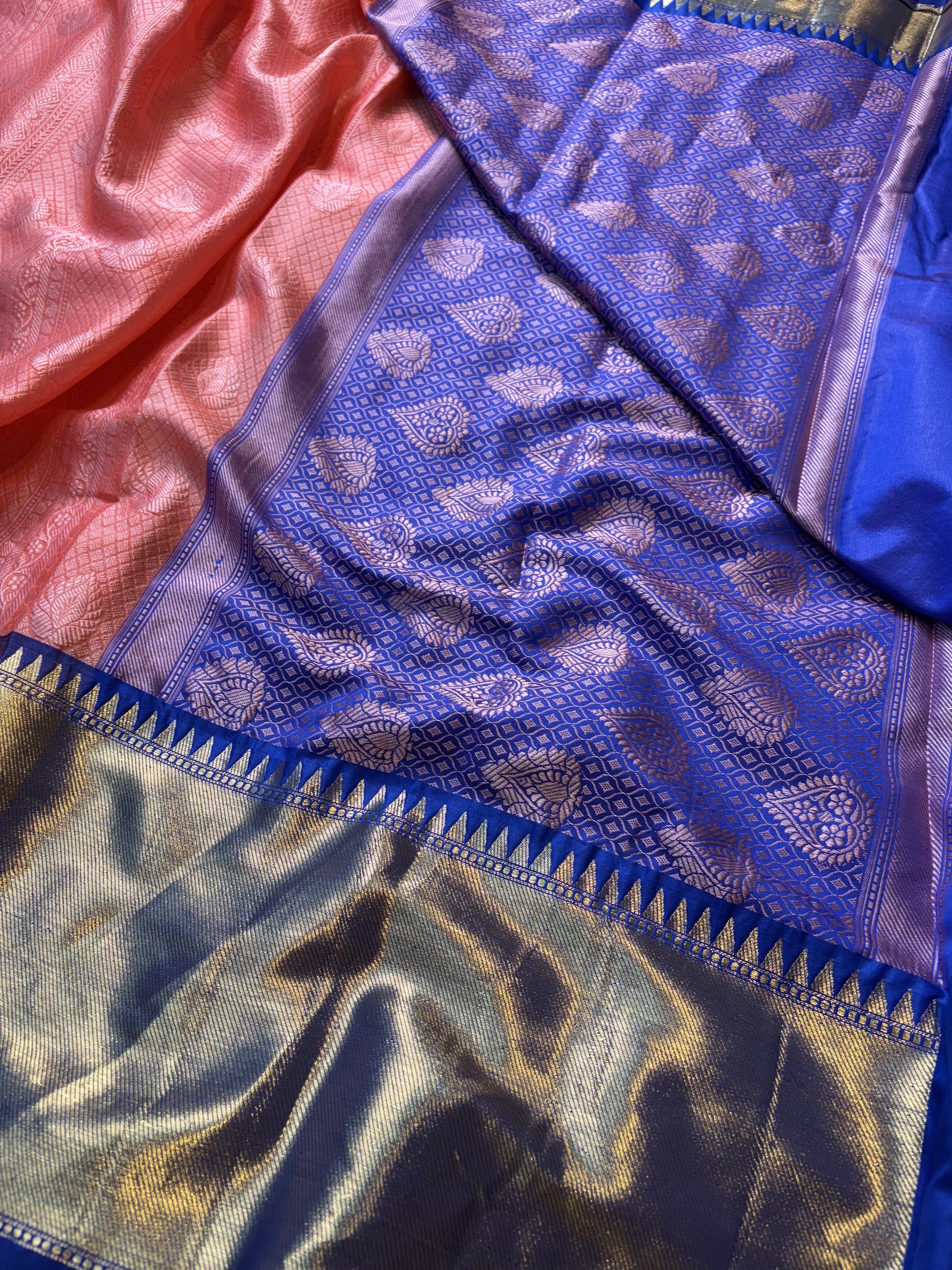 Contrast Banarasi Fancy Katan Tanchui Meena Saree