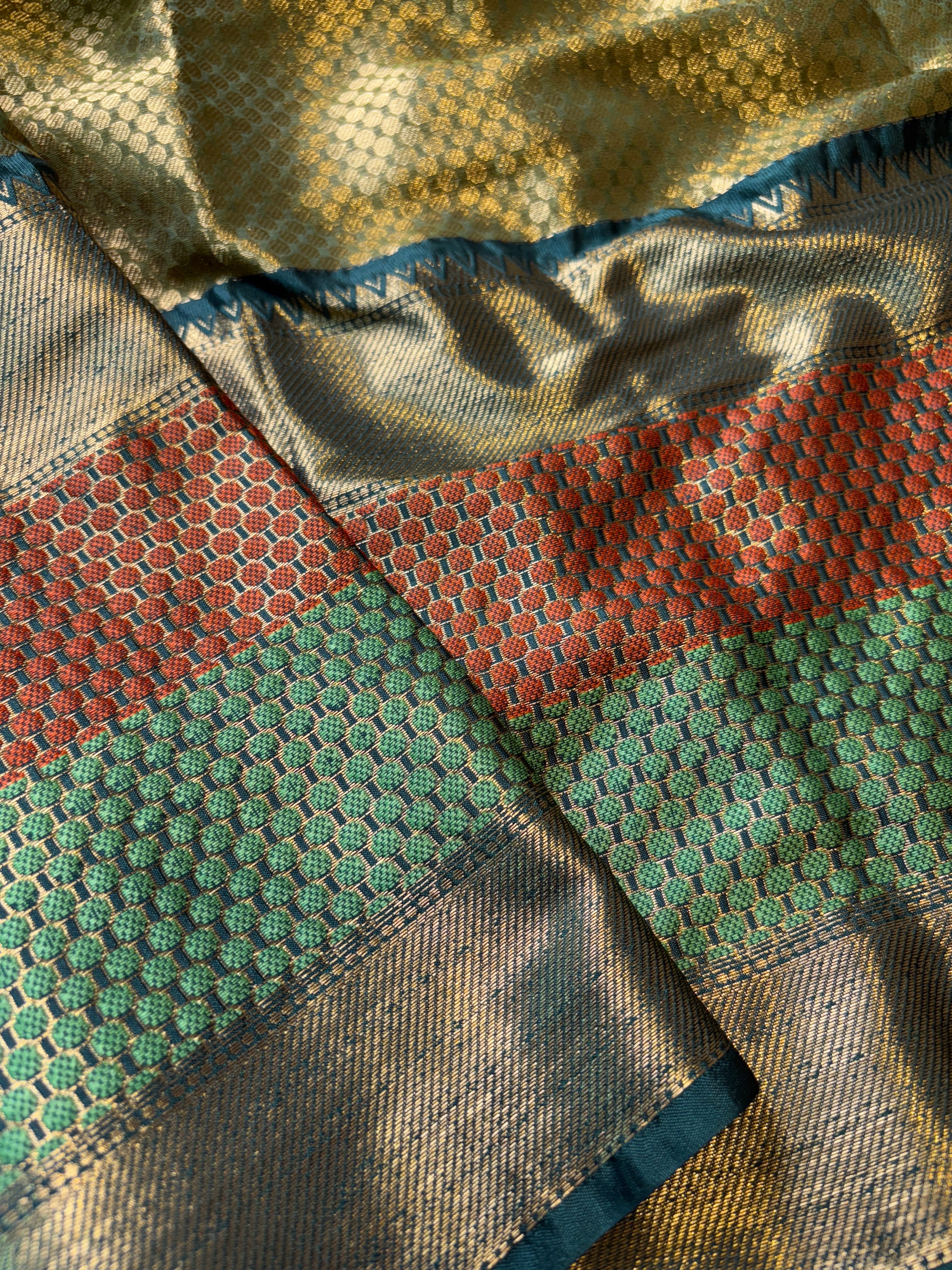 Contrast Banarasi Fancy Katan Brocade Meena Saree