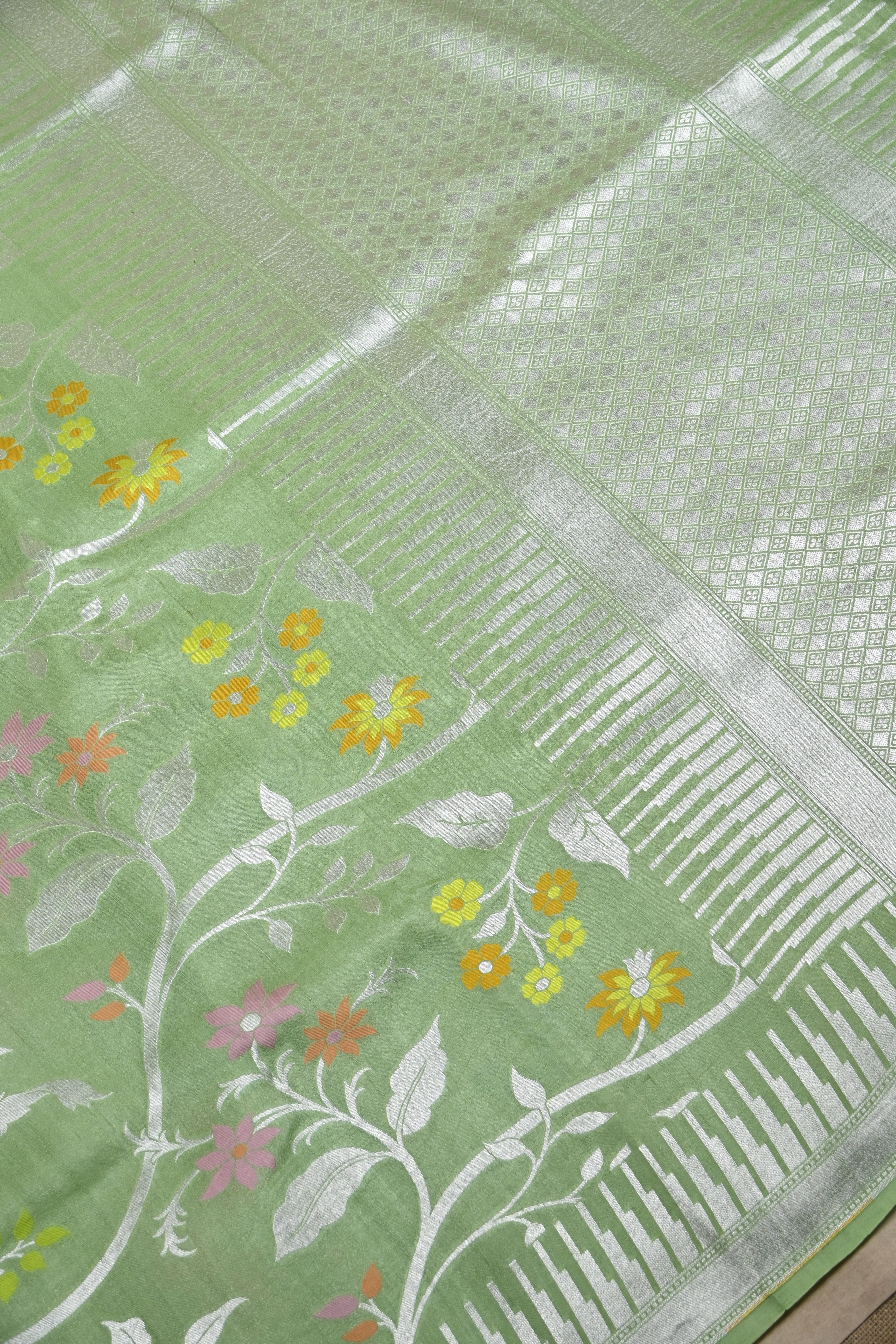 Baby Green Pure Banarasi Tussar Georgette Saree