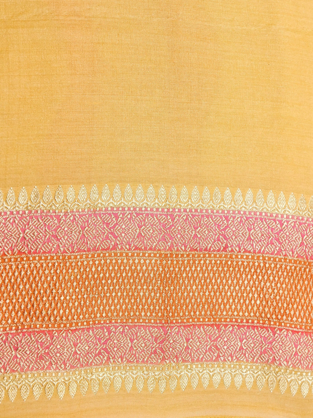 Handwoven Rangkat Banarasi Monga Silk Saree