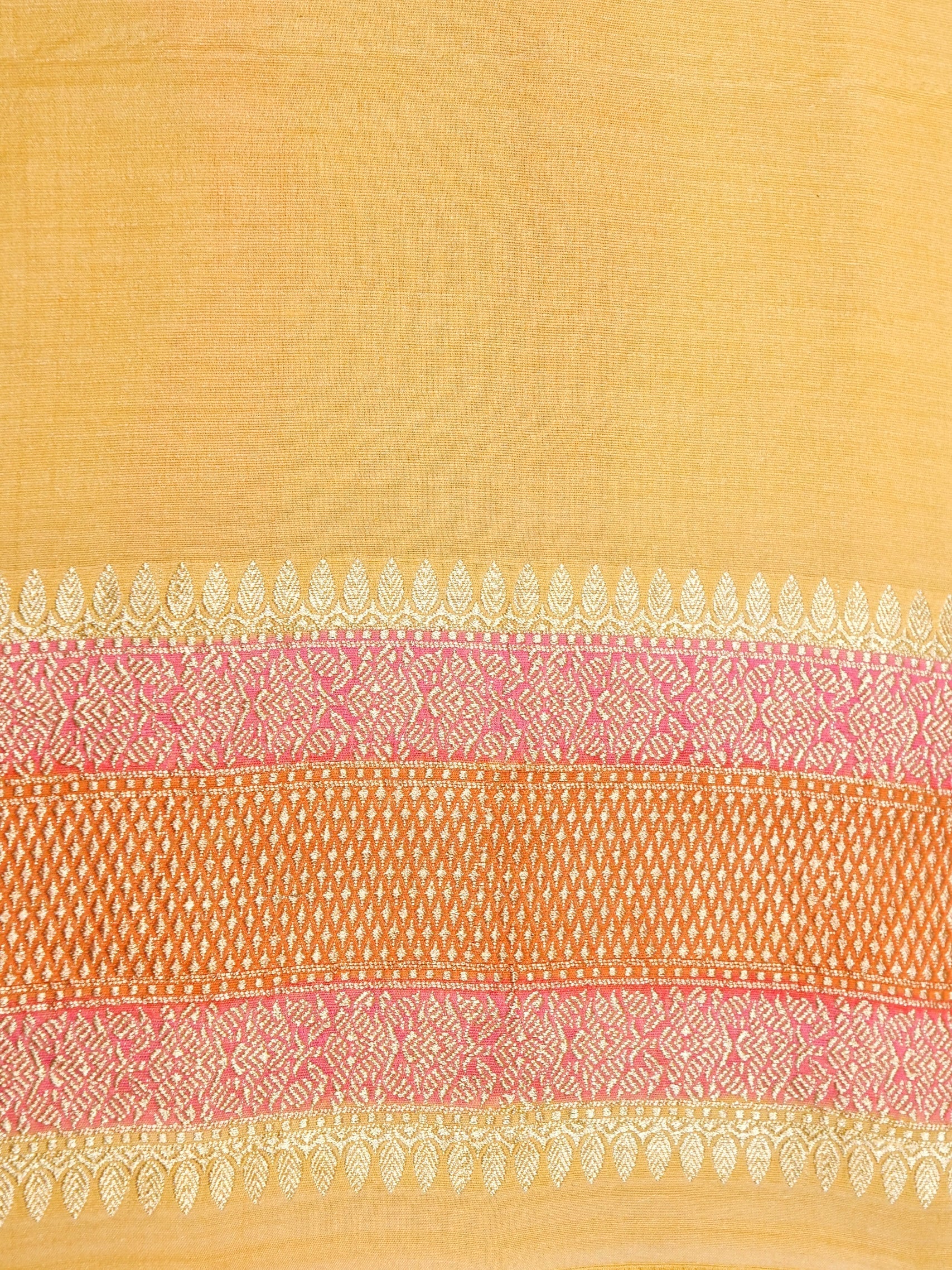 Handwoven Rangkat Banarasi Monga Silk Saree