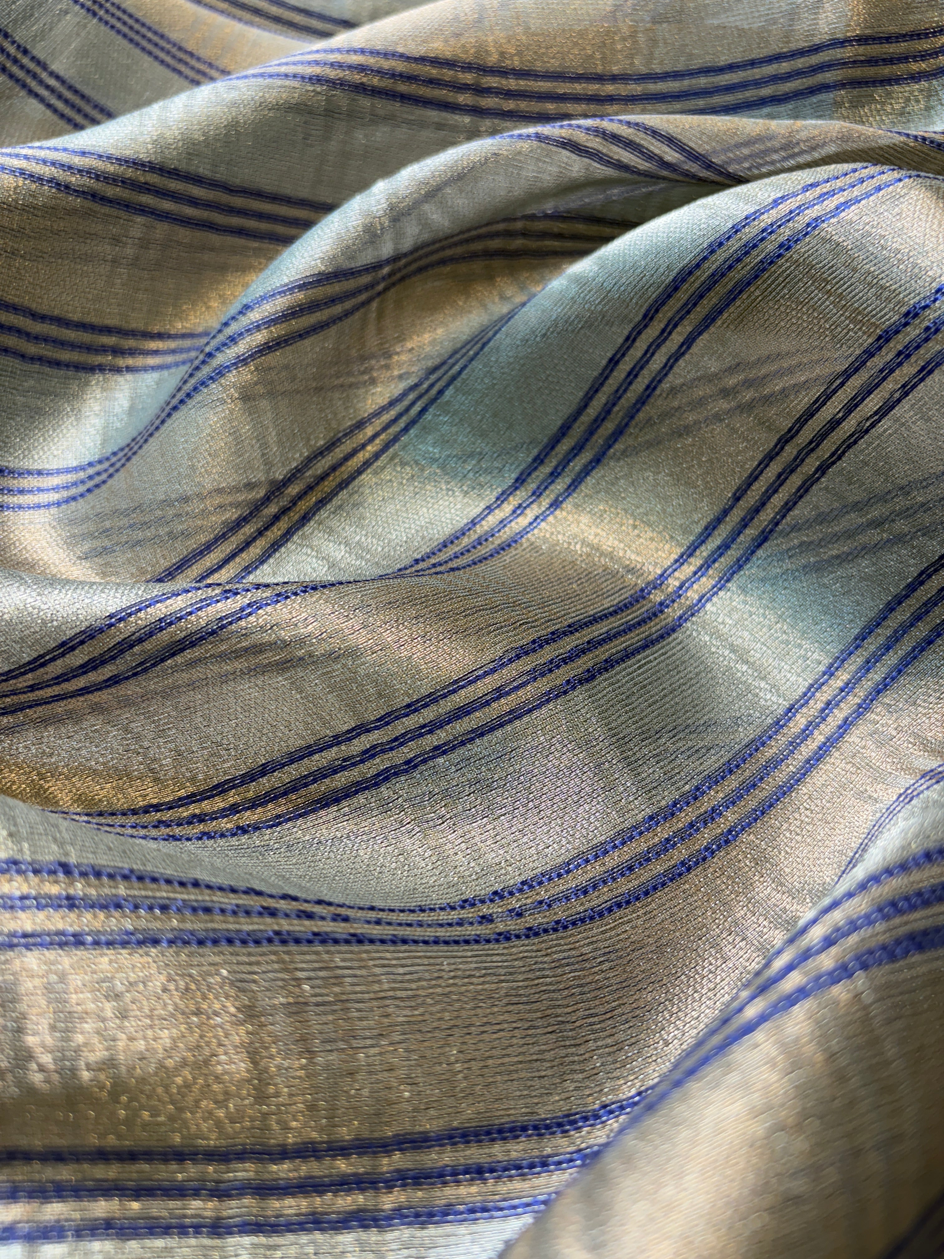 Contrast Banarasi Fancy Tissue Meena Silk Saree