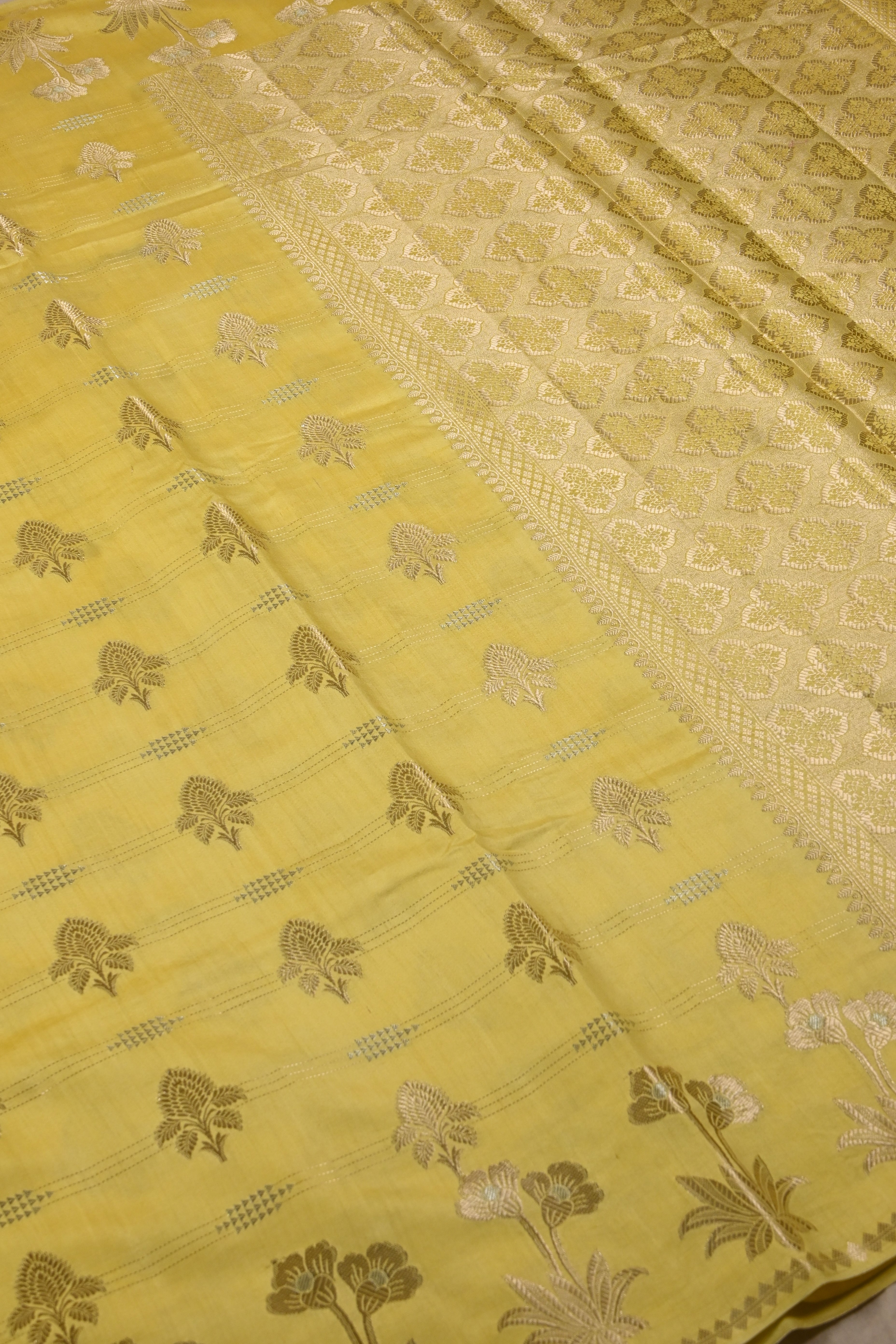 Yellow Pure Banarasi Moonga Silk Saree